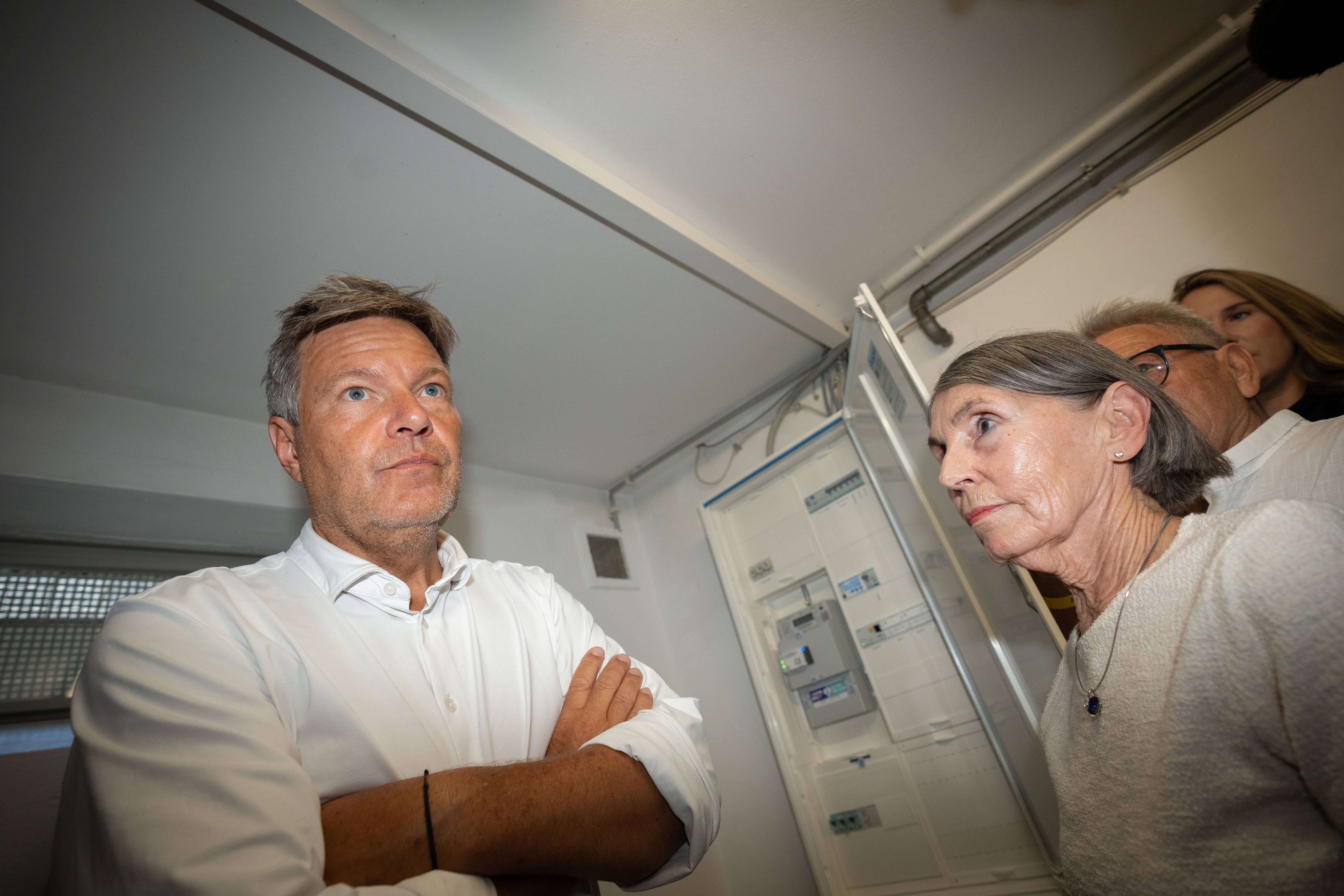 Image - Habeck, der Honecker unter den Wärmepumpen-Fans