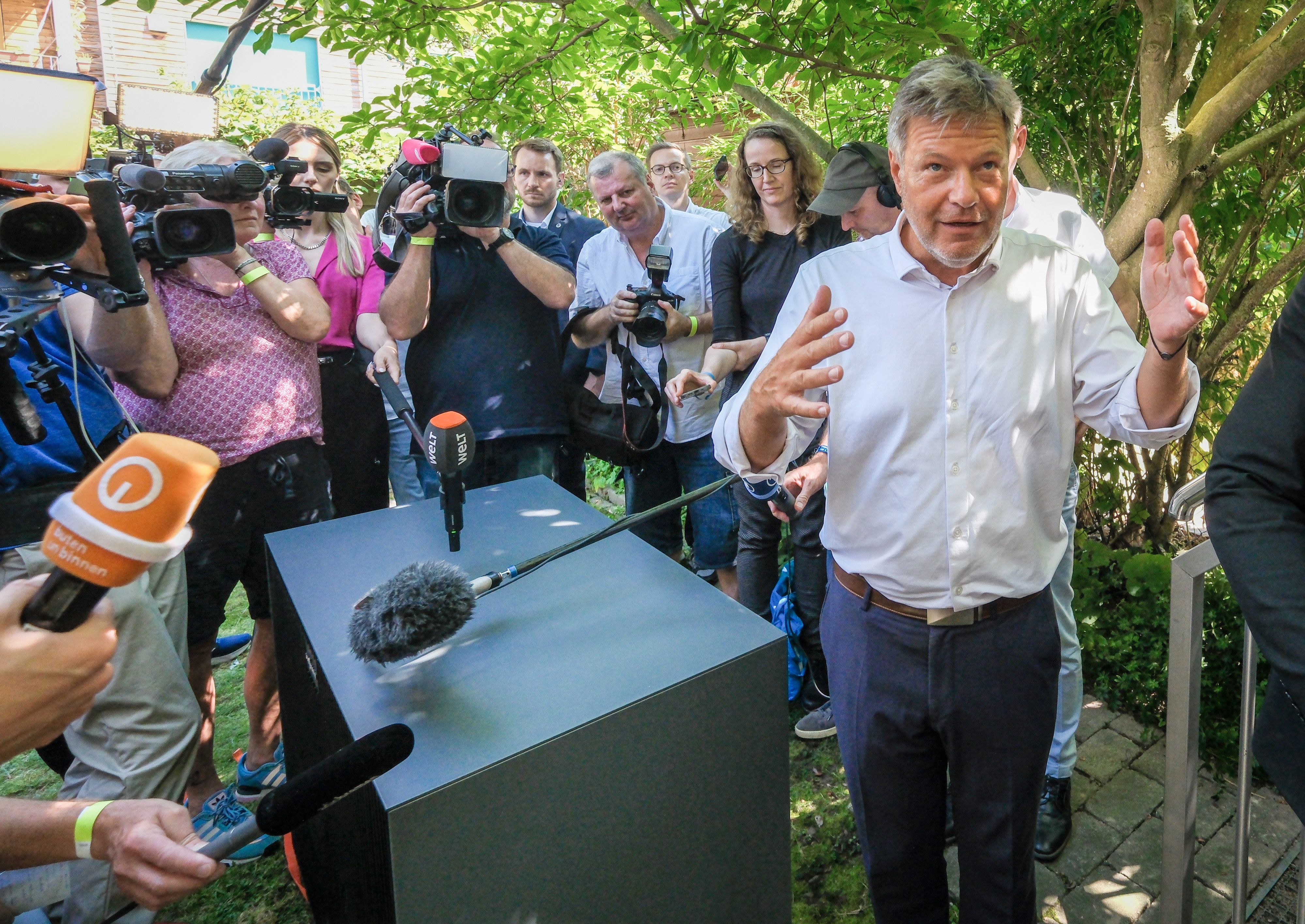Image - Habeck feiert hohe Hauspreise dank Wärmepumpe: „Totale Ungleichbehandlung der Mieter“