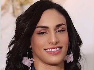 Nach dem Olympia-Gold zeigt sich Khelif betont feminin auf Instagram.