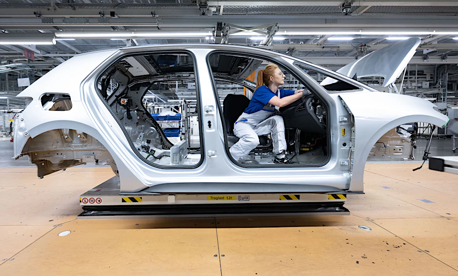 Elektroautos werden in Deutschland immer weniger nachgefragt. Nun haben deutsche Hersteller auch in China zunehmend Probleme. Sind deutsche E-Autos zu schlecht?