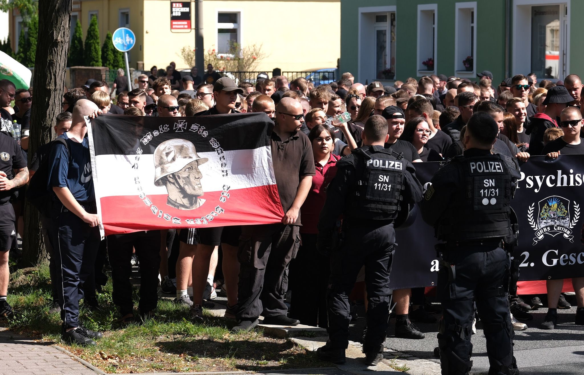 Rechtsextreme in Brandenburg: Neuer Höchststand - Viele davon sind gewaltbereit