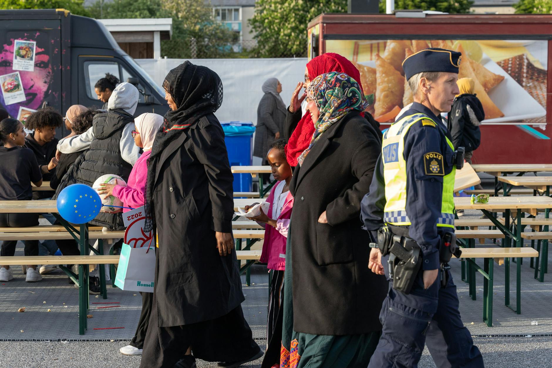 Könnte eingebürgerten schwedischen Staatsbürgern bald Geld für die Rückkehr in ihr Herkunftsland angeboten werden?
