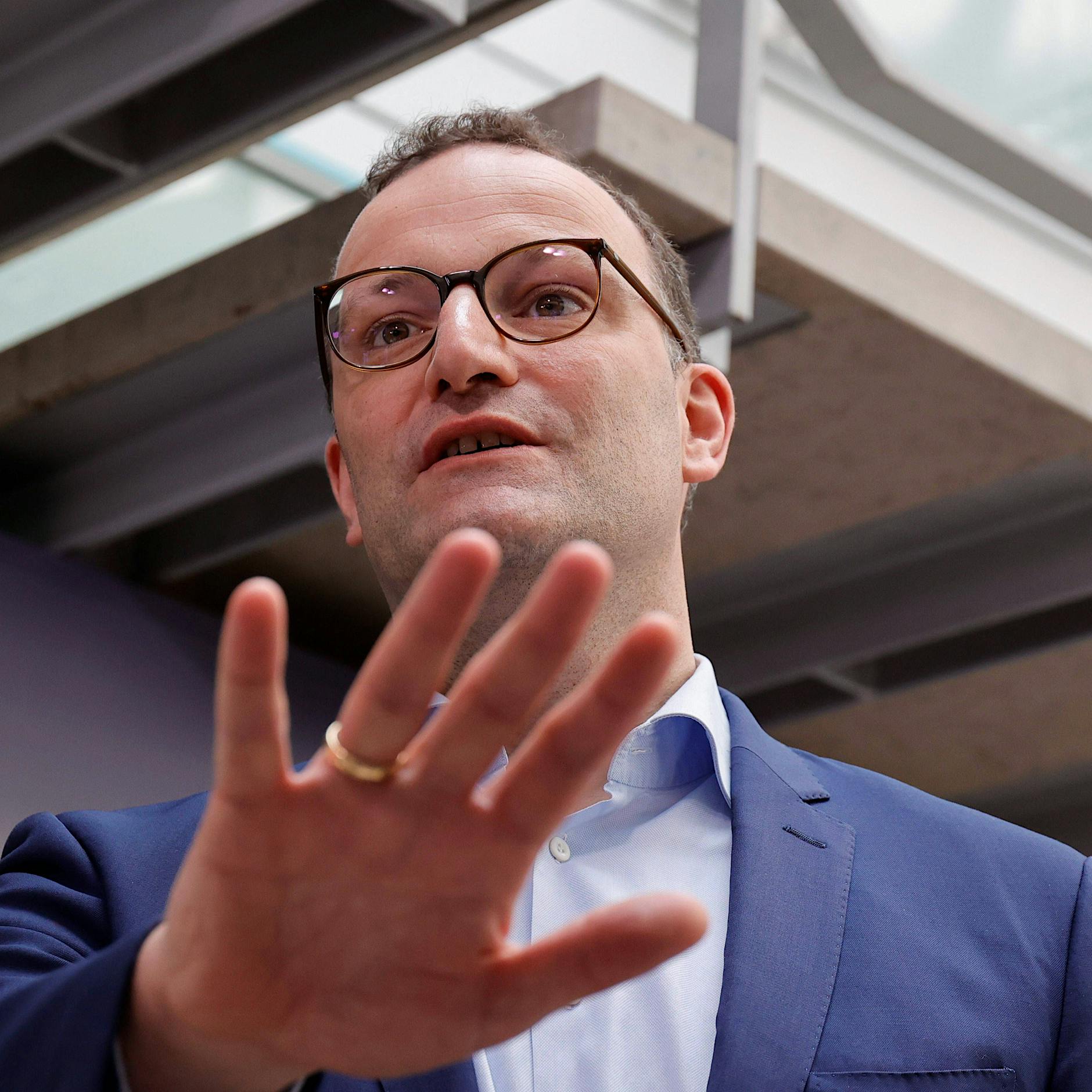RKI-Files zu Corona-Gefährlichkeit: Wie Jens Spahn die Pandemie herbeigetestet hat