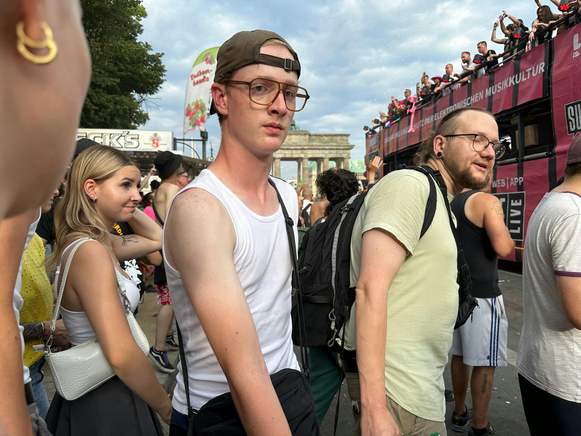 Auch Nerds wollen mal unter Leute. Heute ist ein guter Tag dafür. Let’s go!