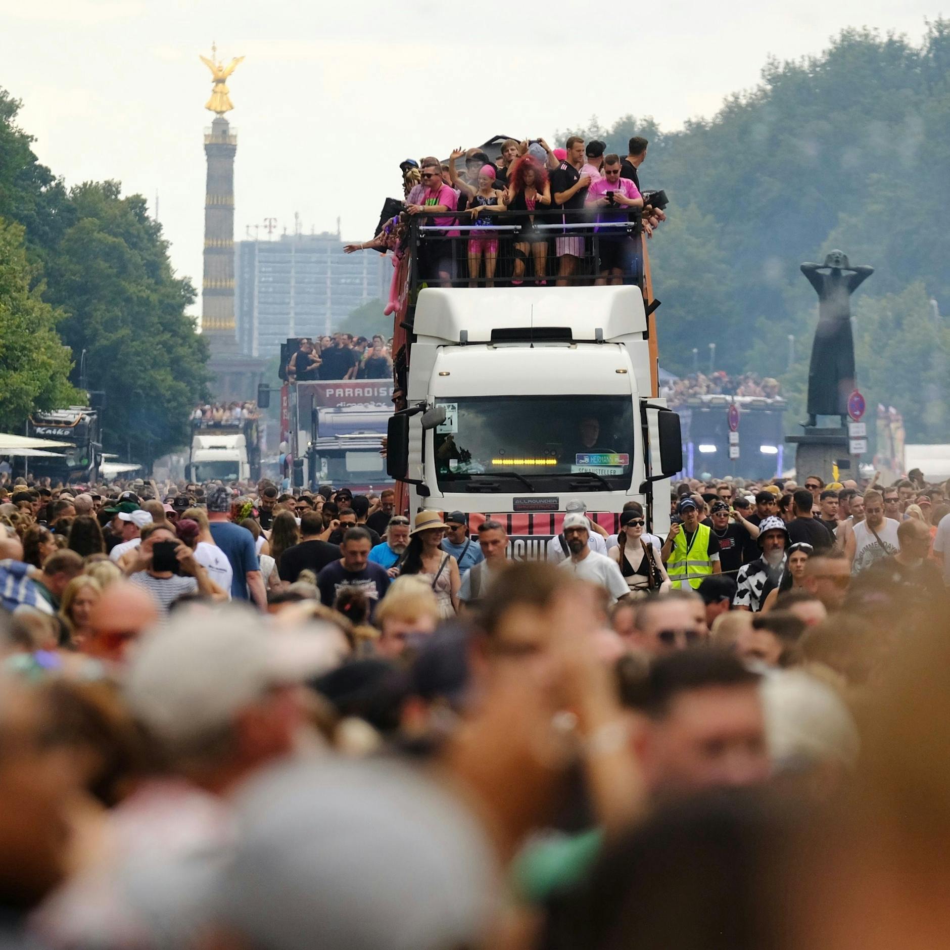 Image - „Rave The Planet“: Zehntausende feiern bei Techno-Parade in Berlin