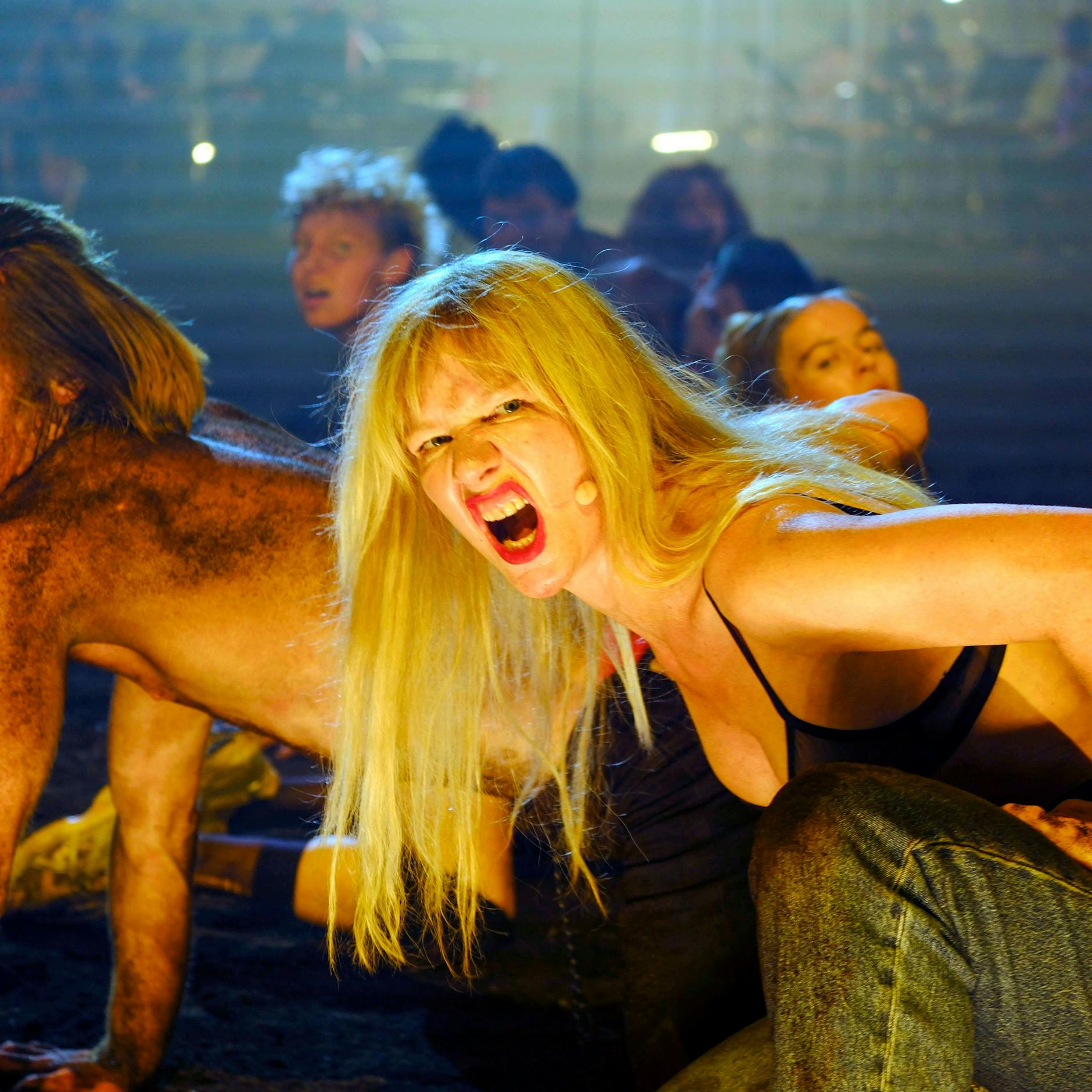 Image - Sandra Hüller singt bei der Premiere der Ruhrtriennale – eine Kritik