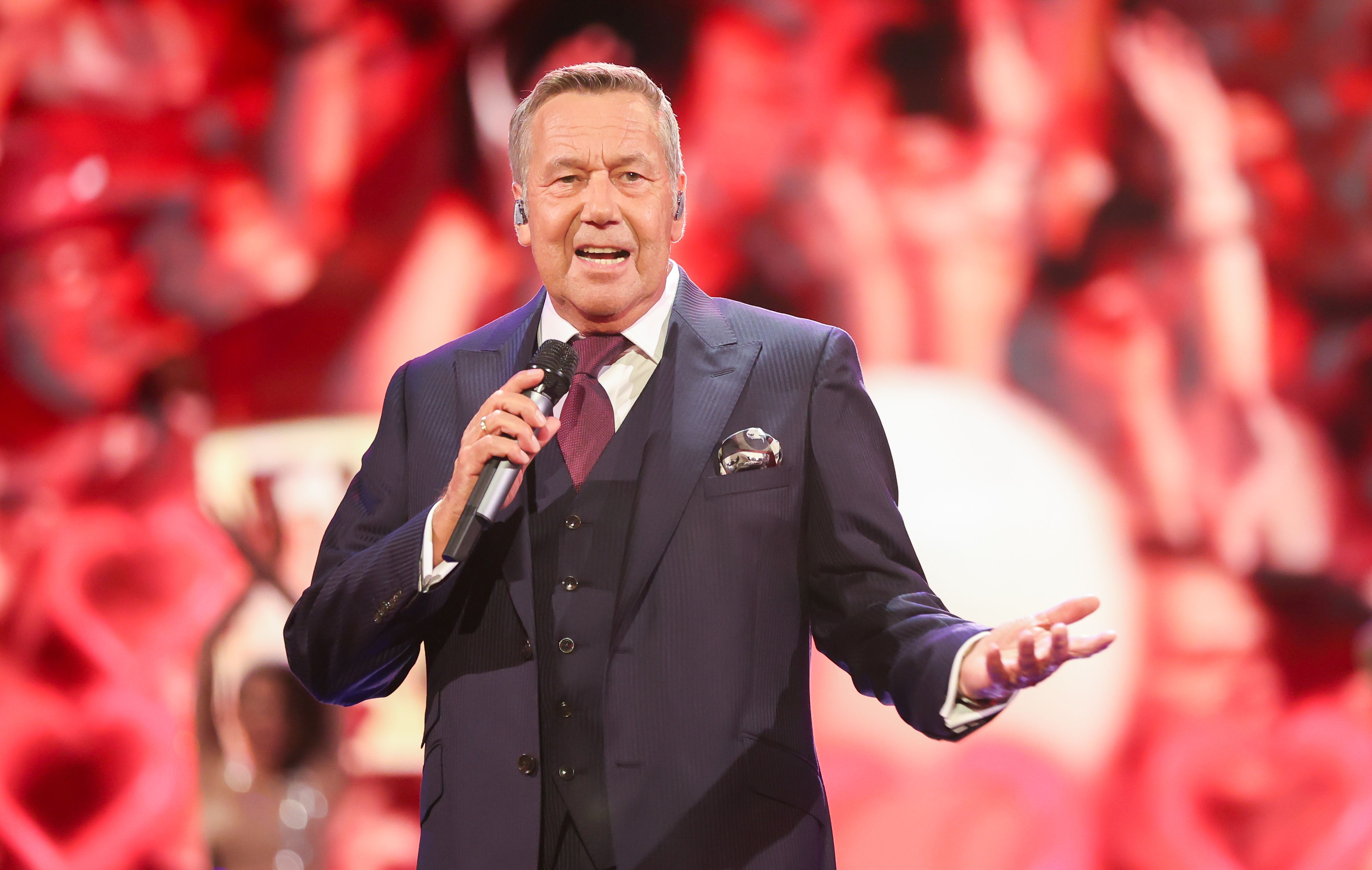 Roland Kaiser in der Berliner Waldbühne: Spiel mir das Lied von der Liebe zu dritt