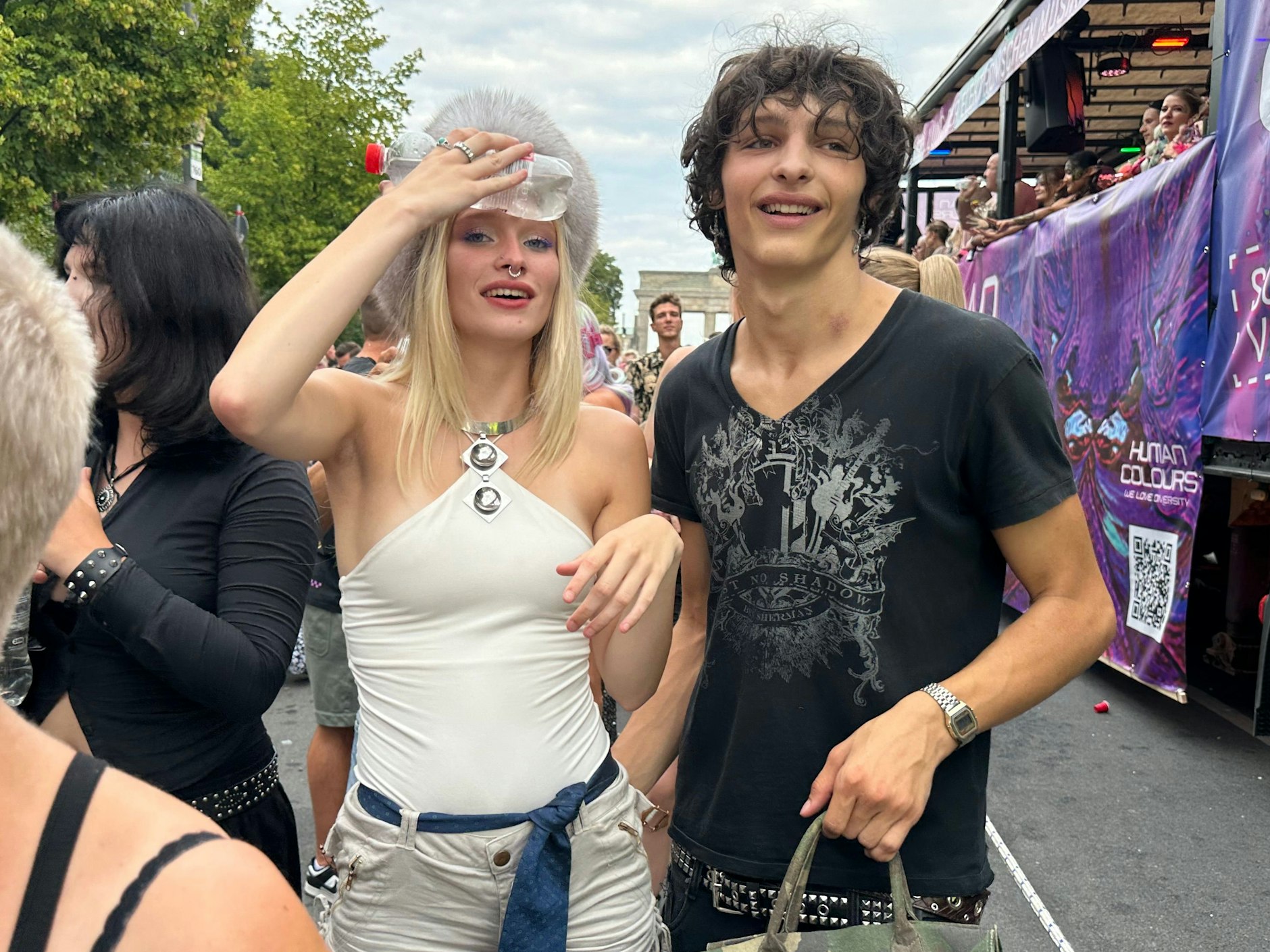 Mit Pelz auf dem Kopf kommt man schon mal ins Schwitzen.