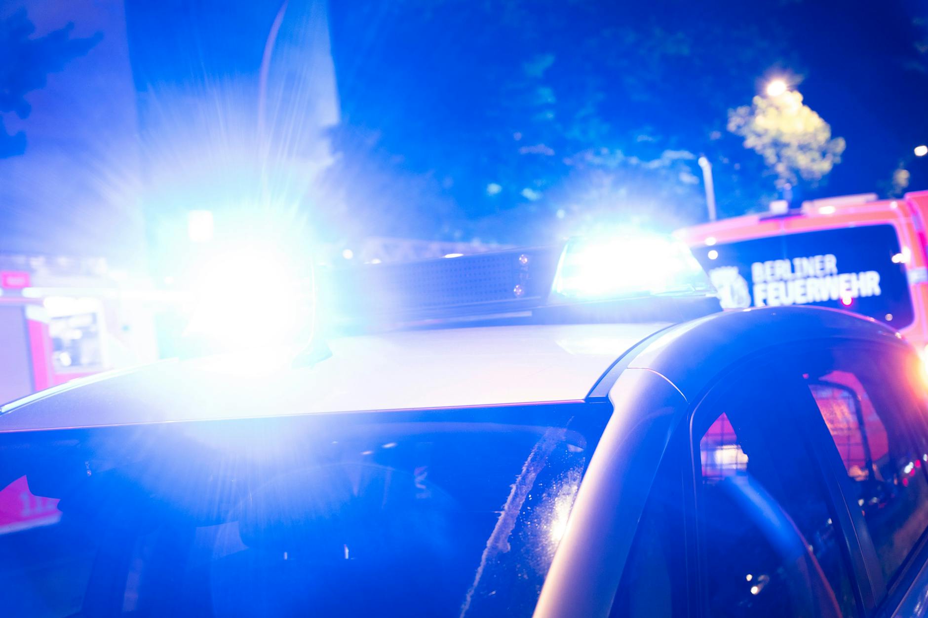 Die Berliner Polizei im Einsatz. Die Beamten wurden am Montagmittag nach Charlottenburg gerufen.