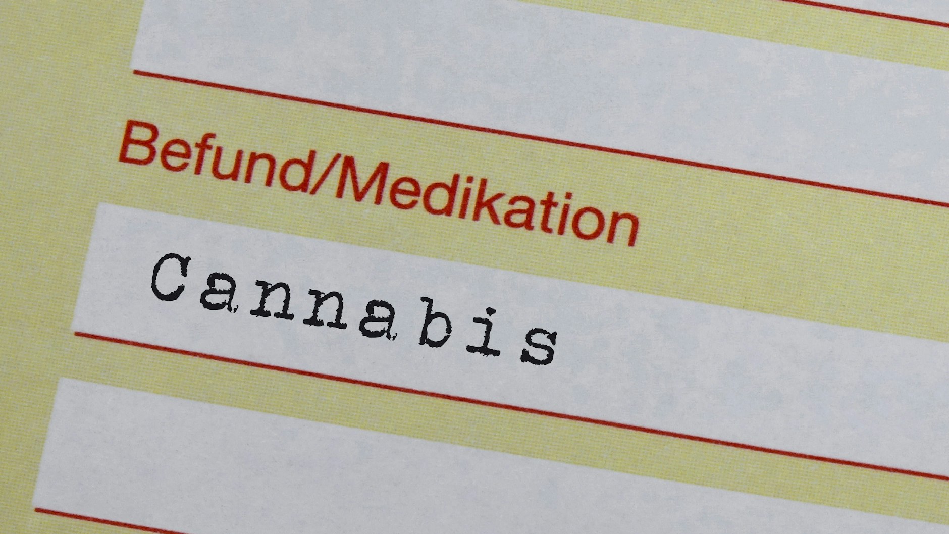 Cannabis auf Rezept: Immer mehr Kiffer in Berlin gehen diesen Umweg und hoffen, dass die Krankenkassen auch noch zahlen.