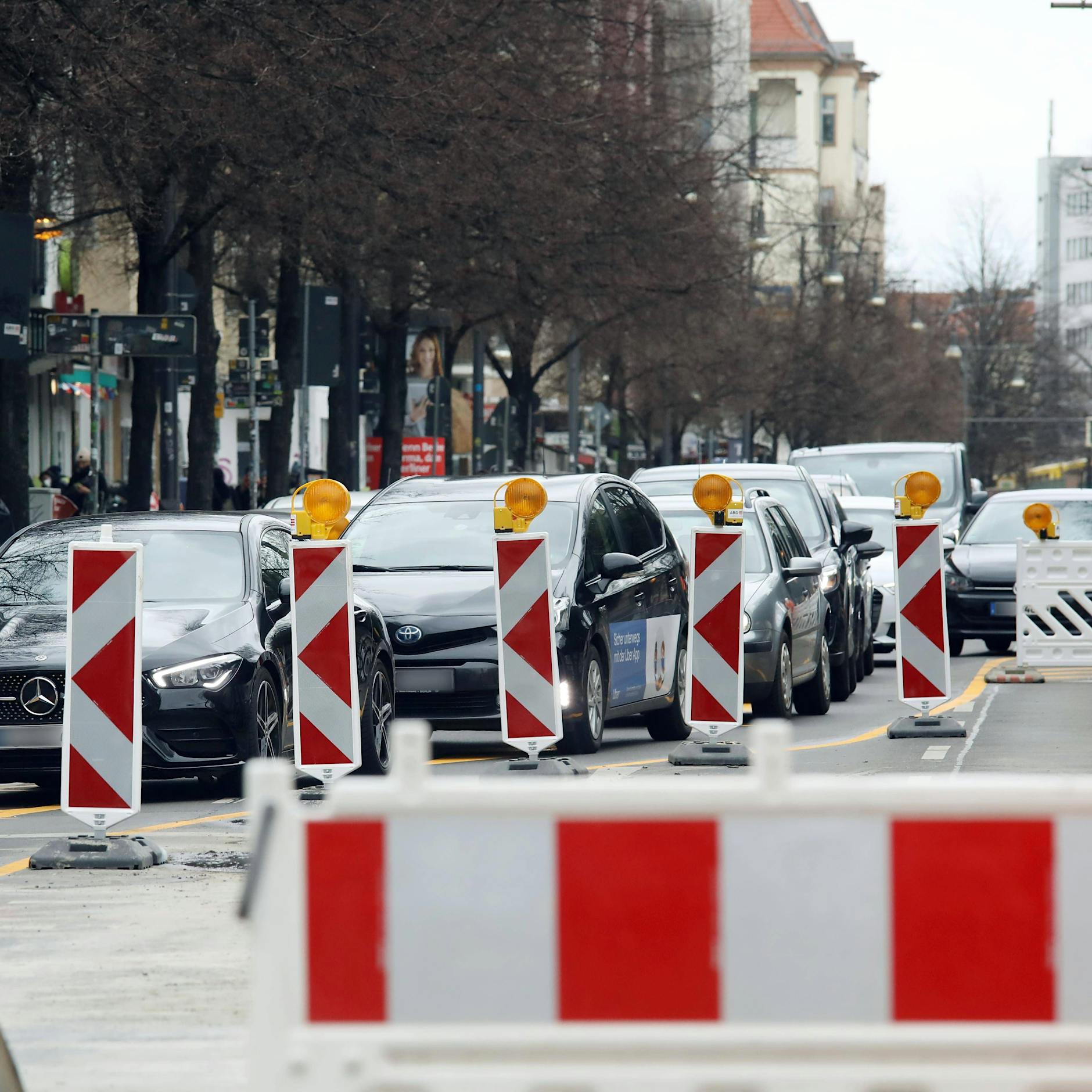 Achtung, Autofahrer: Am Montag beginnt der Monat des Baustellenterrors!