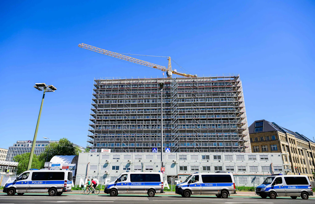 Das Haus der Statistik der DDR: Wer baut es zum schmucken Rathaus um?