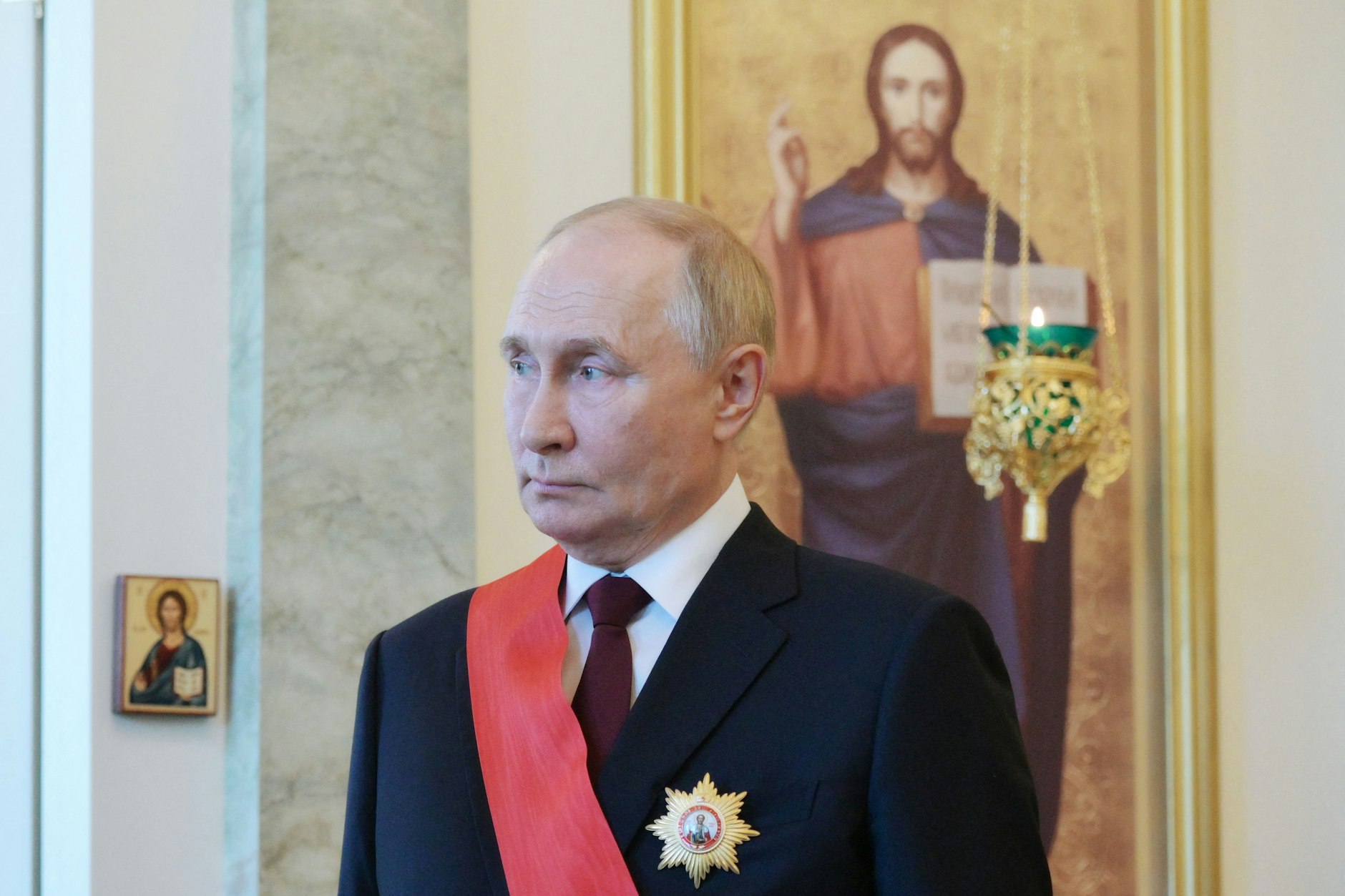 Wladimir Putin im&nbsp;Alexander-Newski-Kloster in Sankt Petersburg