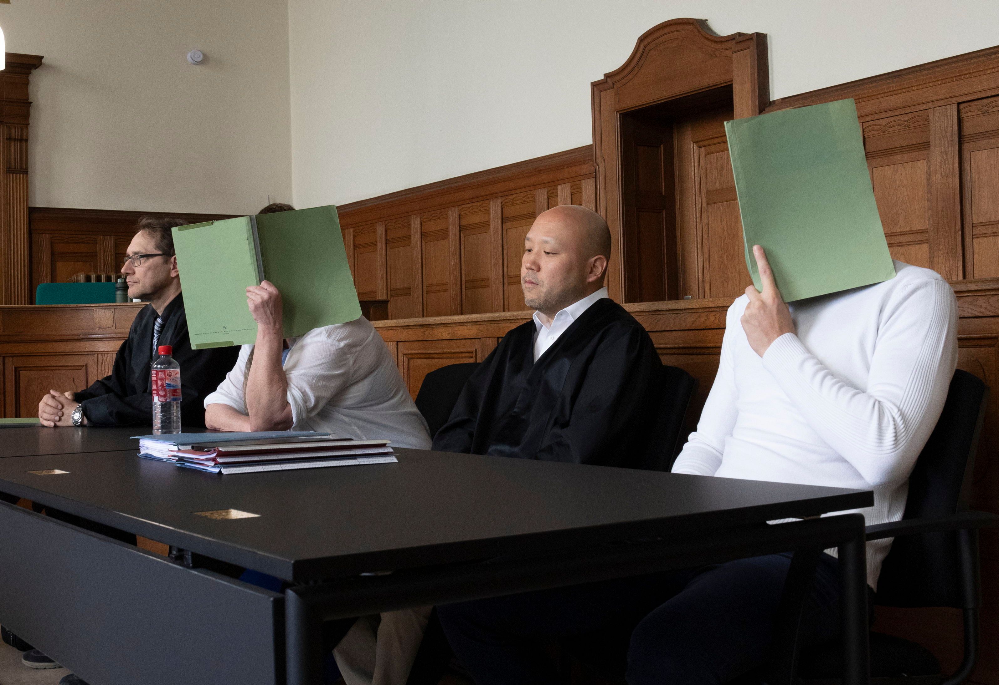 Krasser Prozess: Mutter und Sohn dealten – und stehen zusammen vor dem Richter