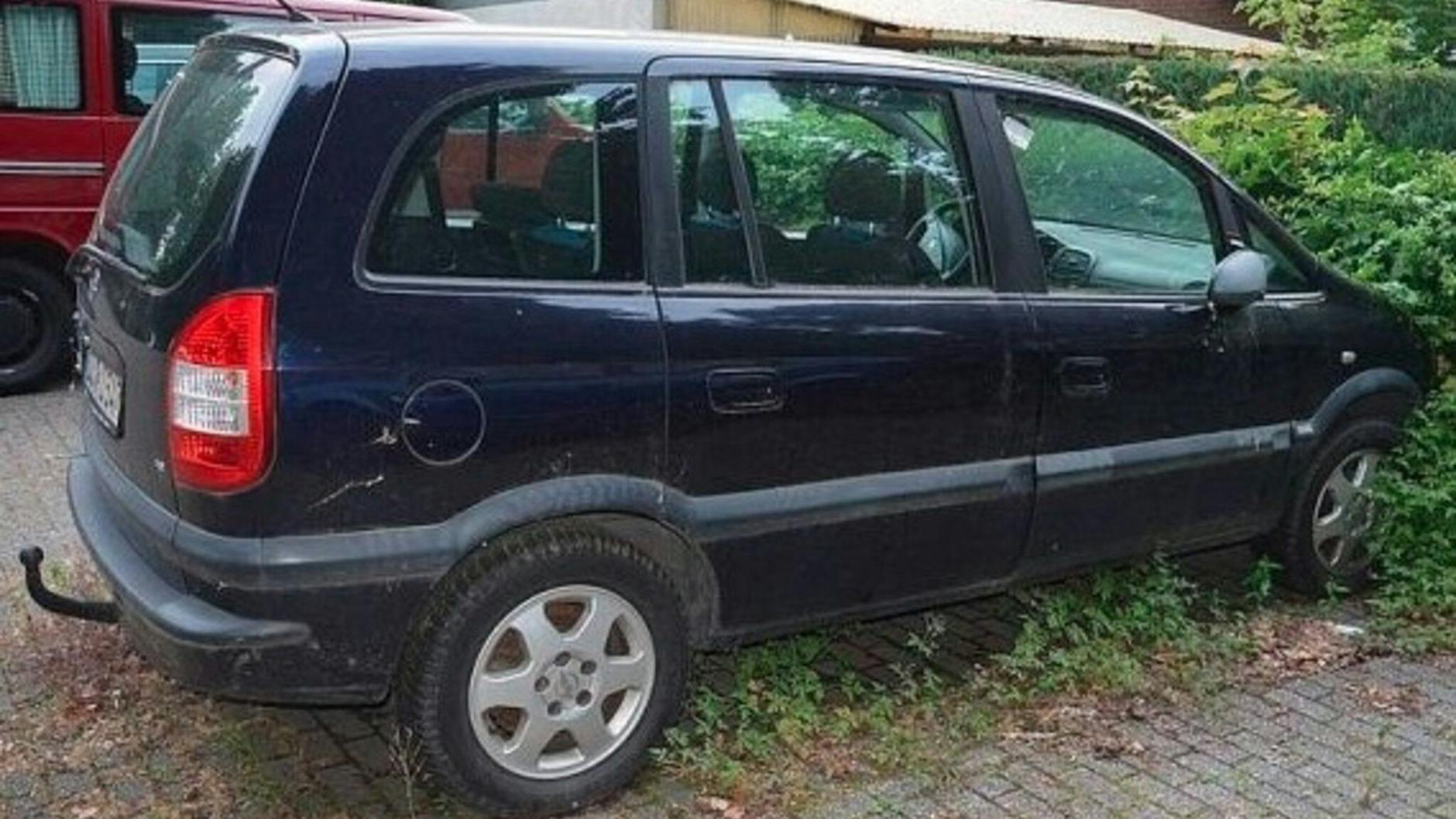Erst lange nach seinem Verschwinden tauchte das geparkte und schon zugewucherte Auto von Karl-Josef Wirtz auf. Bringt „Aktenzeichen XY... Ungelöst“ Licht ins Dunkel?