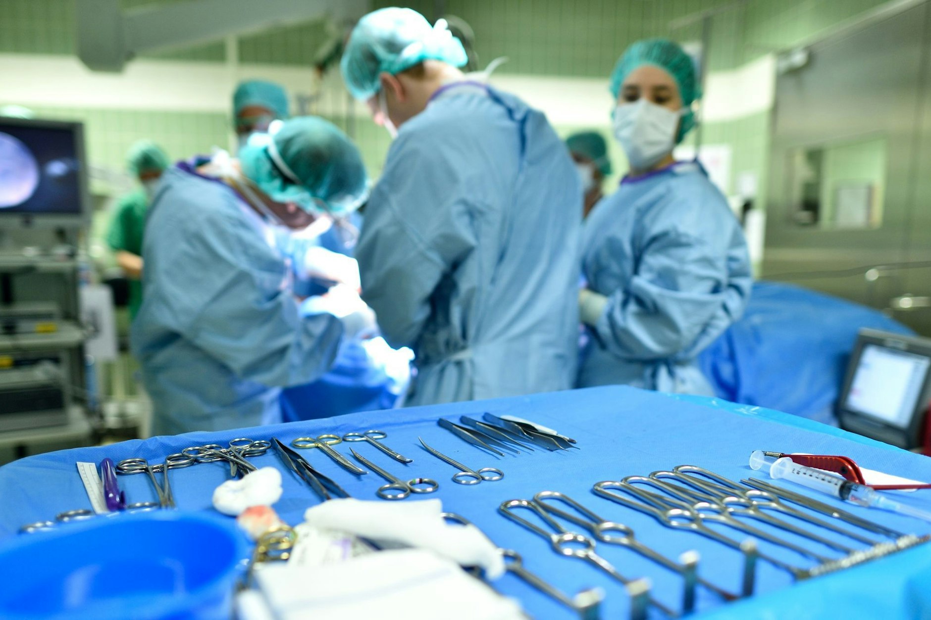 In deutschen Krankenhäusern kommt es bei Operationen immer wieder zu schweren Fehlern mit fatalen Folgen.
