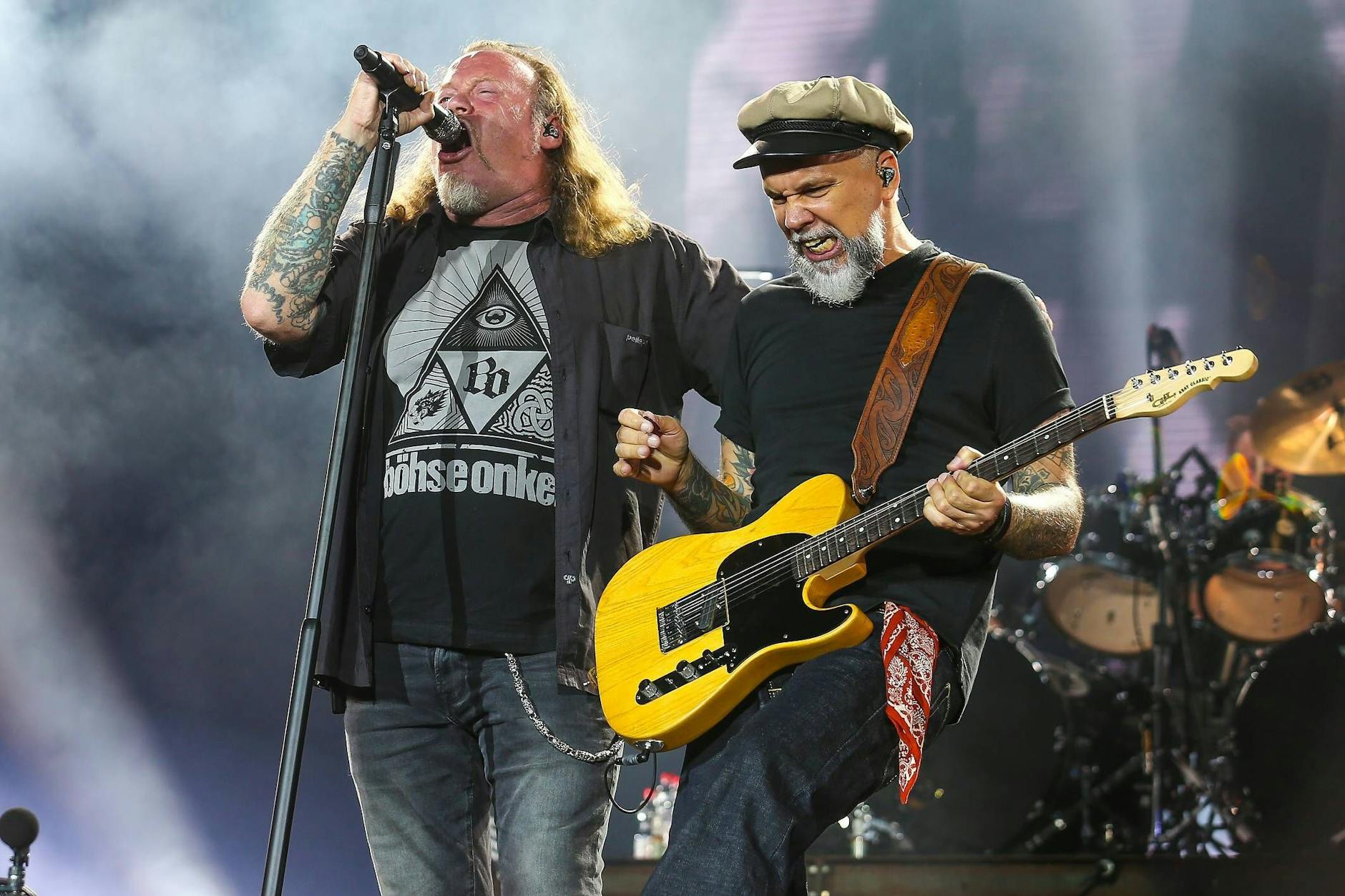 Die Band Böhse Onkelz bei einem Konzert 2019 auf dem Flugplatz Hartenholm.