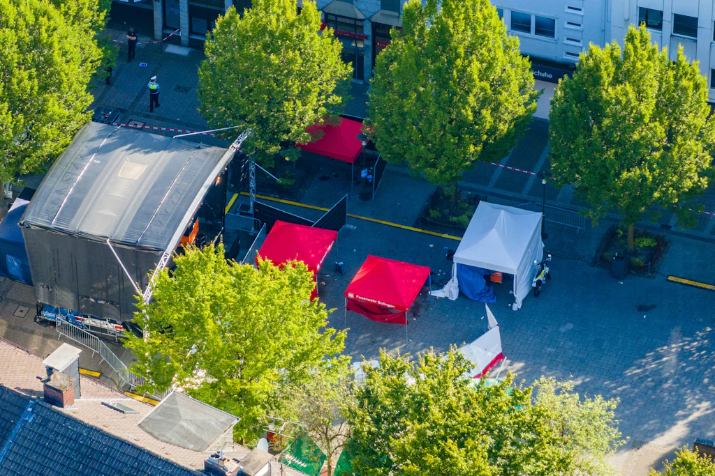 Messer-Terror in Solingen: Drei Tote +++ So alt waren die Opfer +++ DAS ist über den Täter bekannt