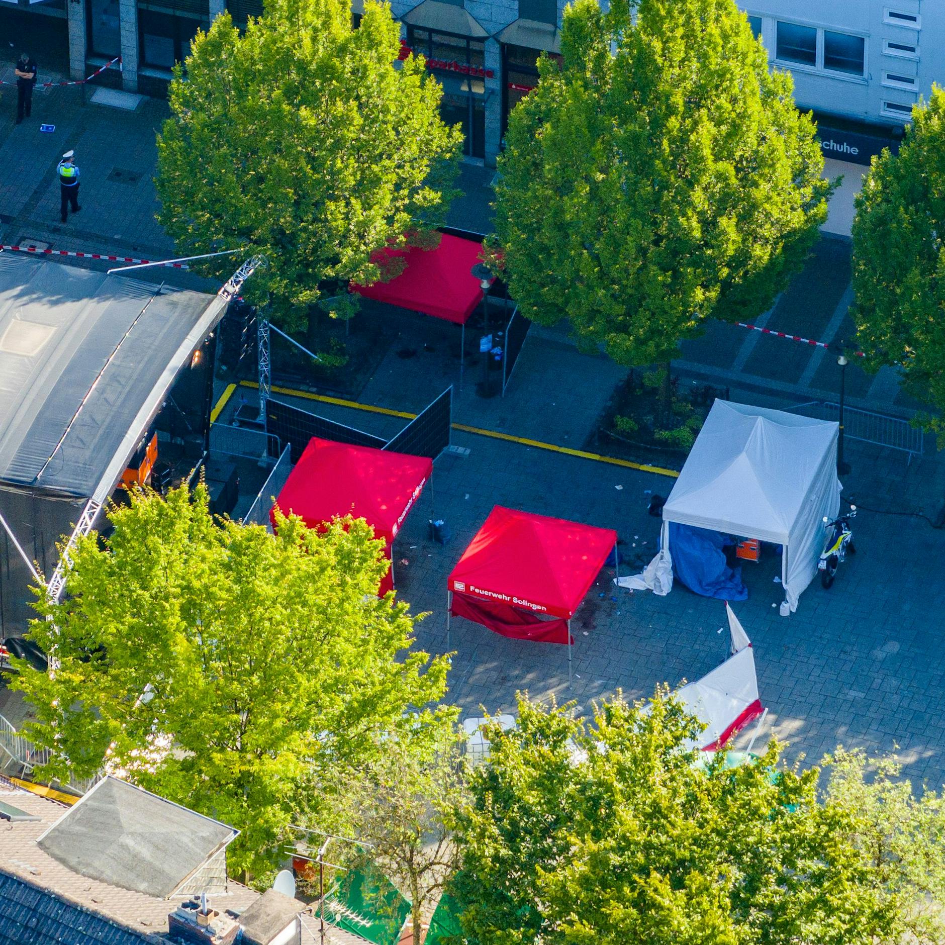 Messer-Terror in Solingen: Drei Tote +++ So alt waren die Opfer +++ DAS ist über den Täter bekannt