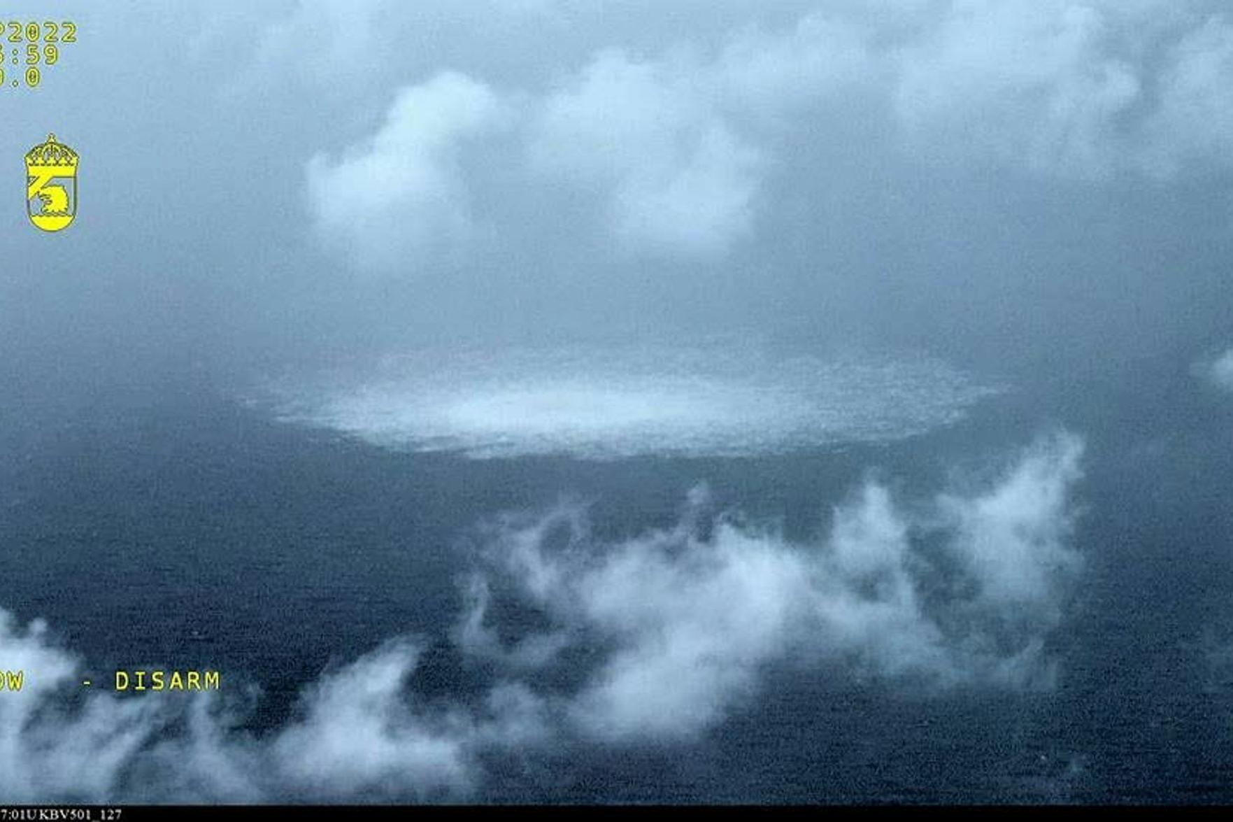 Das Nord-Stream-1-Gasleck in der Ostsee, fotografiert aus einem Flugzeug der schwedischen Küstenwache.