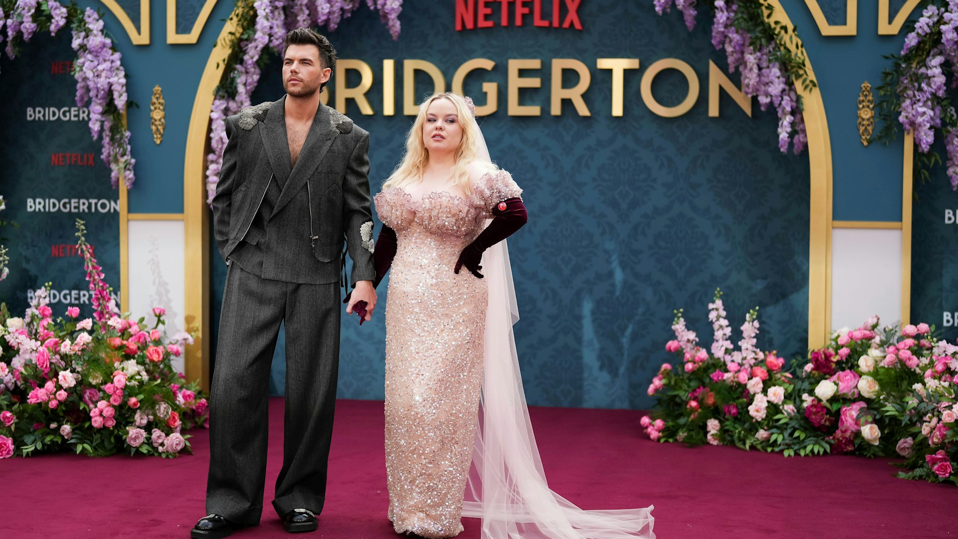 Auch die Serie „Bridgerton“ wurde von Netflix in die „Demure“-Liste eingeordnet