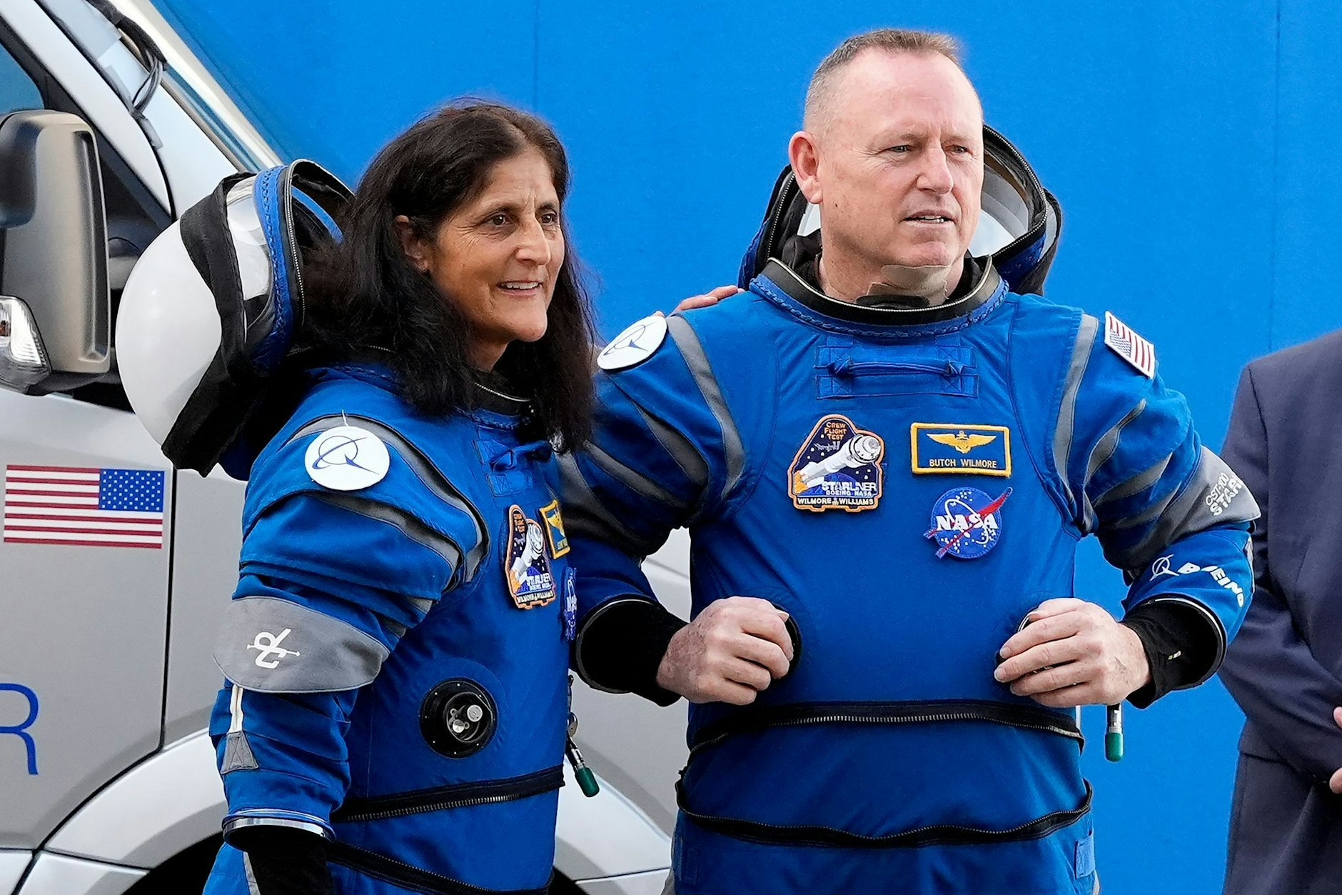Die Nasa-Astronauten Suni Williams (l) und Barry ‚Butch‘ Wilmore kehren erst 2025 auf die Erde zurück.&nbsp;