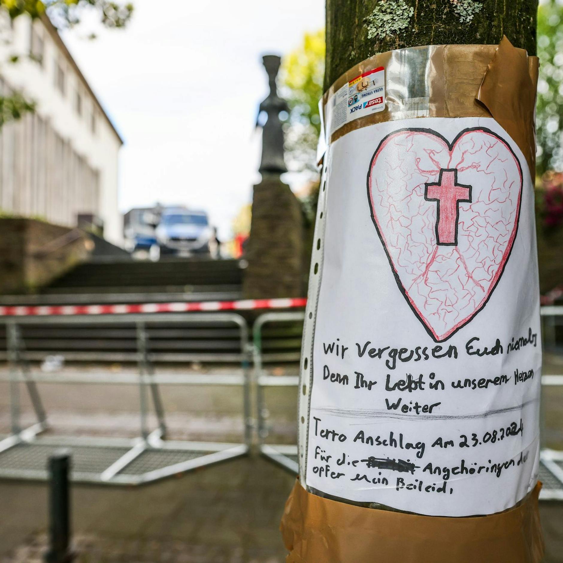 Image - Solingen: Mehrere Messer, mehrere Verdächtige, mehrere Attentats-Theorien