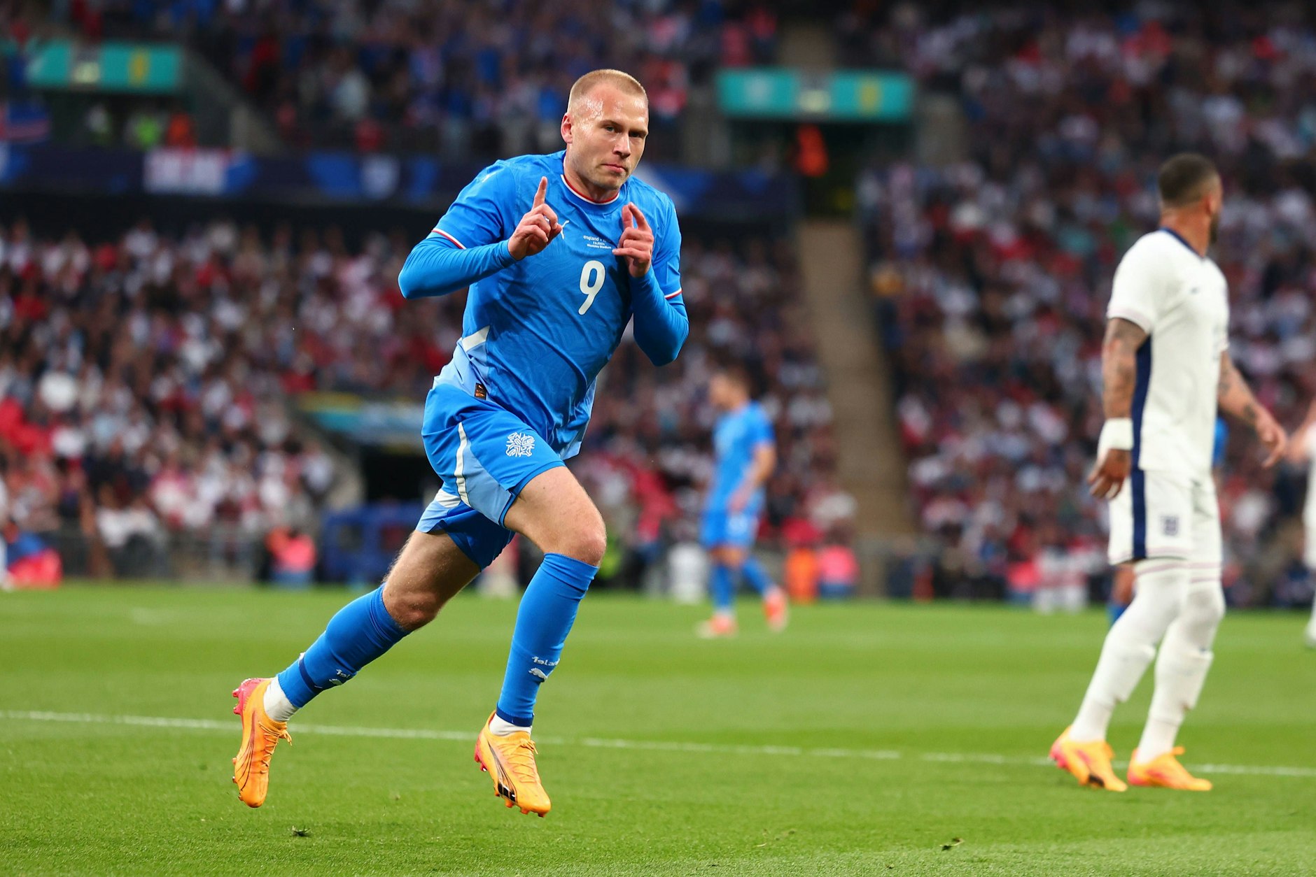 Islands Nationalspieler Jon Dagur Thorsteinsson schockte England im Juni mit einem Tor zum sensationellen 1:0-Sieg der Wikinger-Elf.