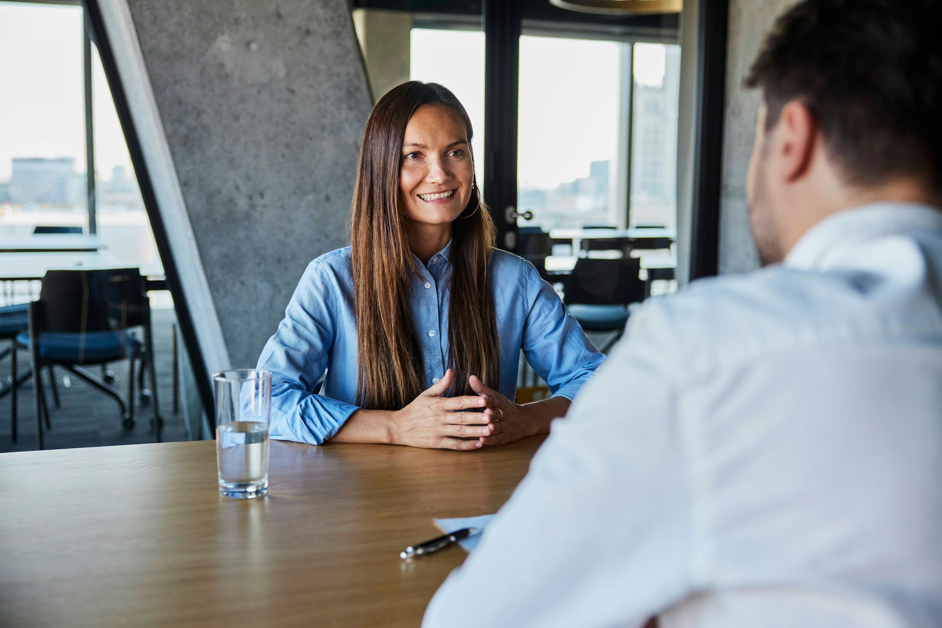 Beim Vorstellungsgespräch kann der erste Eindruck entscheidend sein.