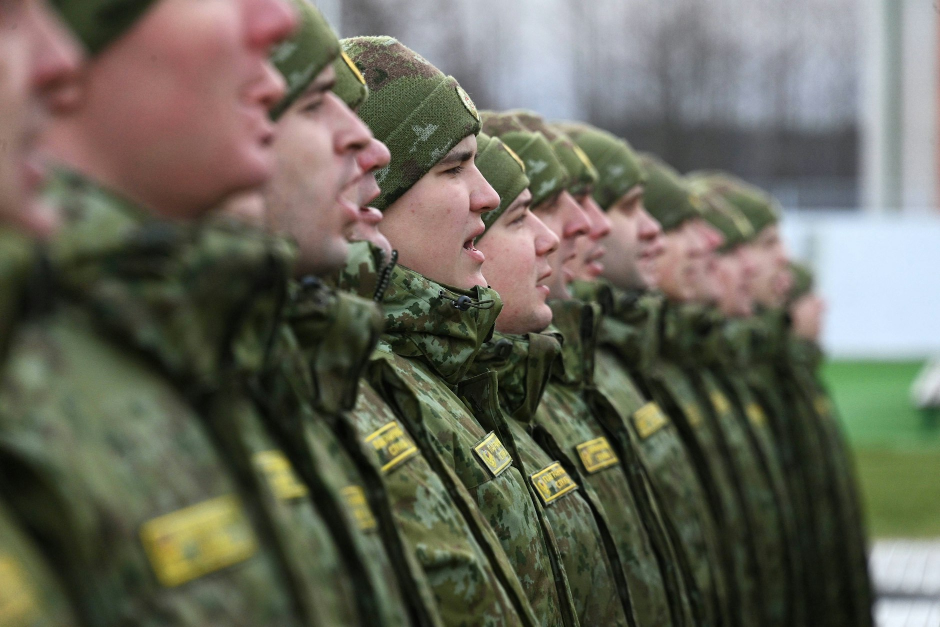 Guardia di frontiera bielorussa: secondo il ministero degli Esteri ucraino, Minsk avrebbe radunato “un gran numero di personale” nell’area vicino al confine.