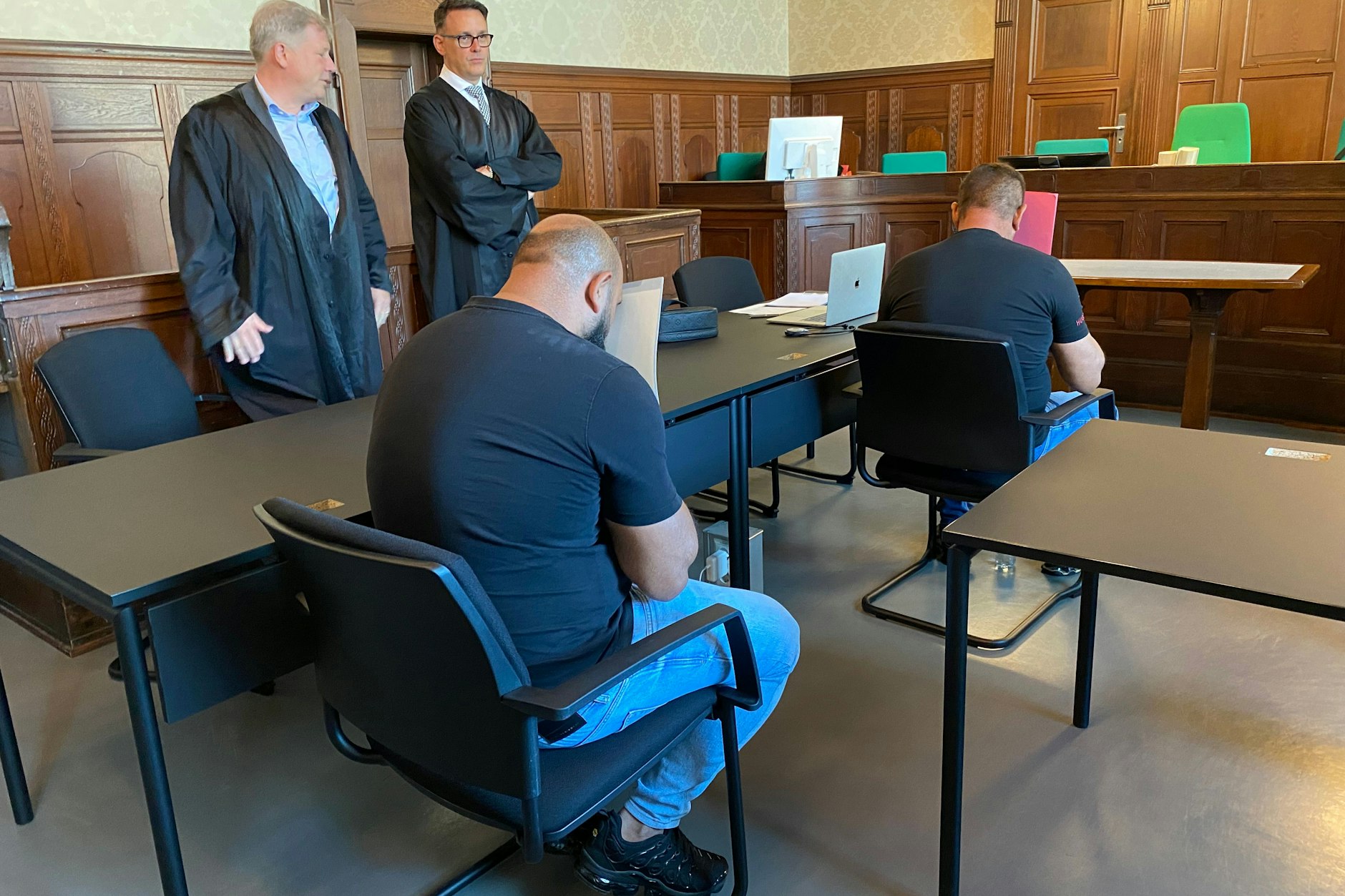 Constantin L. (r.) und sein Sohn Constantin-Ionut L. können mit einer milden Strafe rechnen.&nbsp;