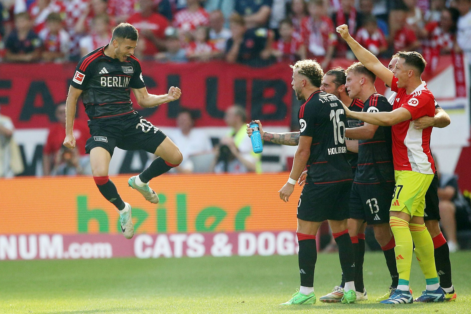 Unions Laszlo Benes (26) will nach seinem Tor in Mainz nun auch gegen den FC St. Pauli jubeln. 