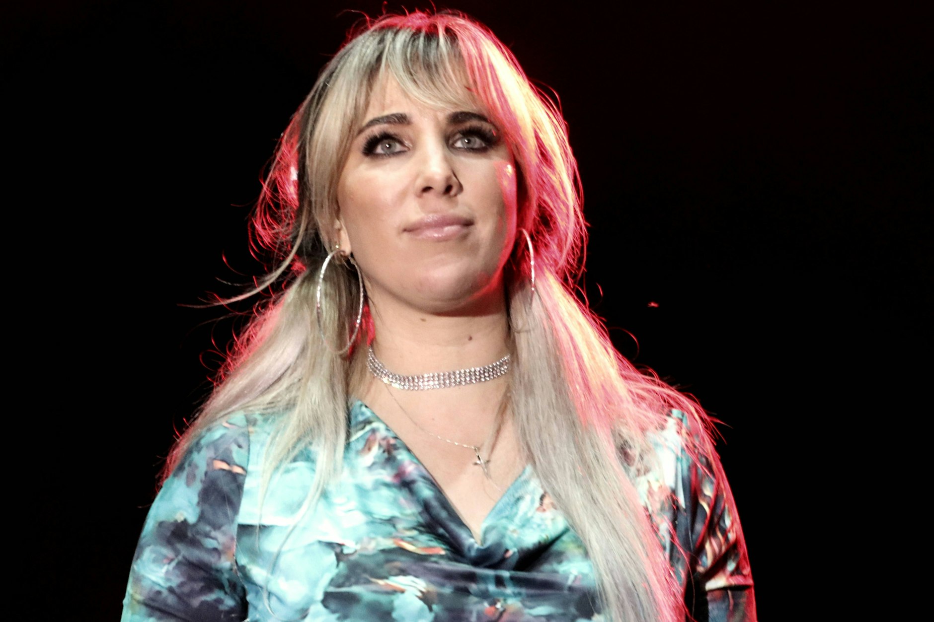 Annemarie Eilfeld nimmt ihren Sohn heute nicht mehr mit zu Auftritten, wie hier beim 90erOlymp 2023 im Strandbad Lübars Berlin.