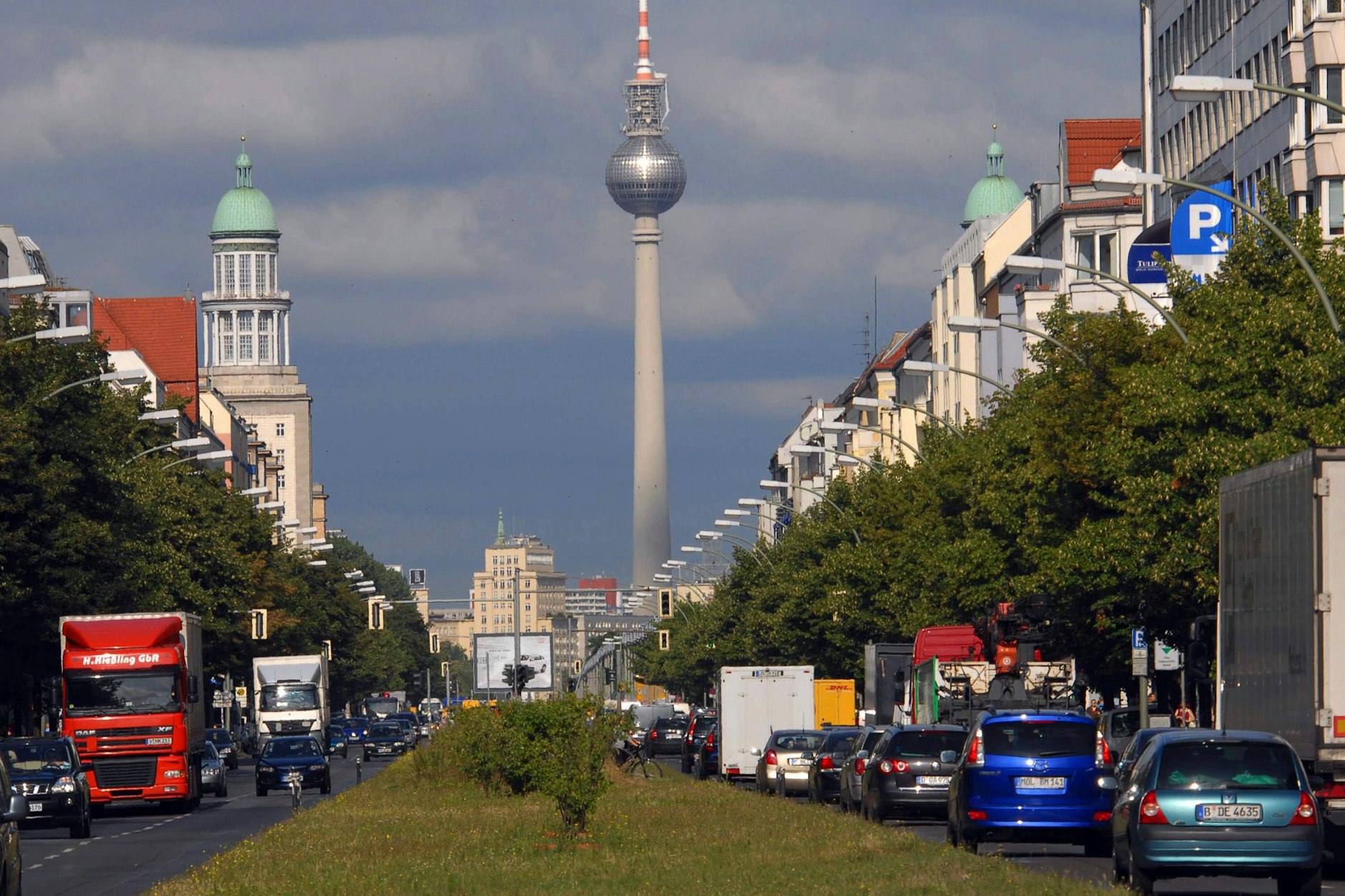 Die Frankfurter Allee stadteinwärts ist die größte Staufalle Berlins.