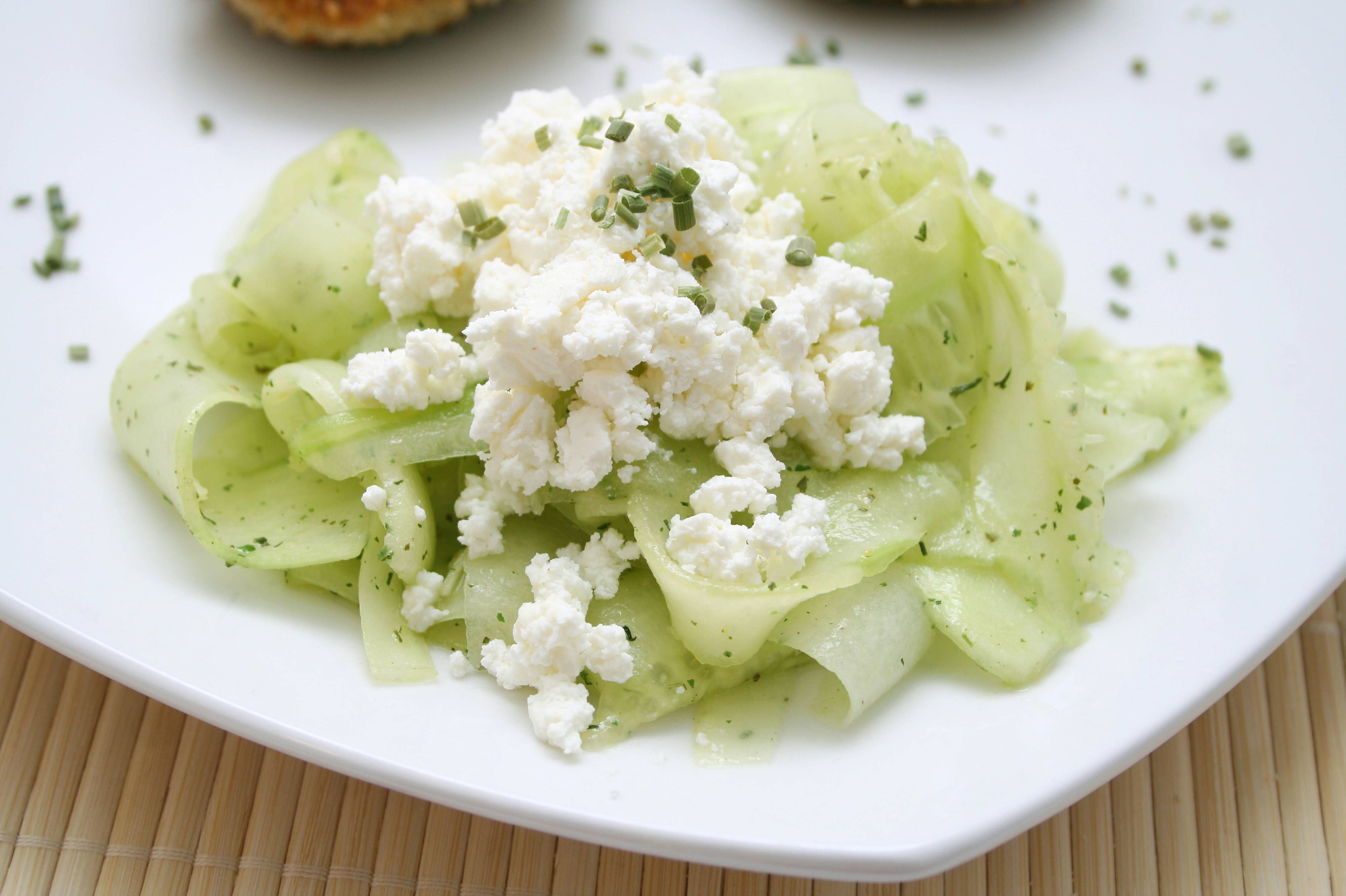 Rezept für Gurkensalat mit Schafskäse: Frischer Genuss für jede Gelegenheit