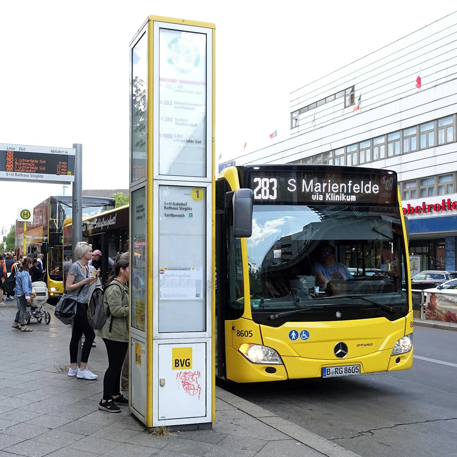 Legal fahren, ganz ohne Bus-Ticket: Ist der Schummel-Trick wirklich fair?