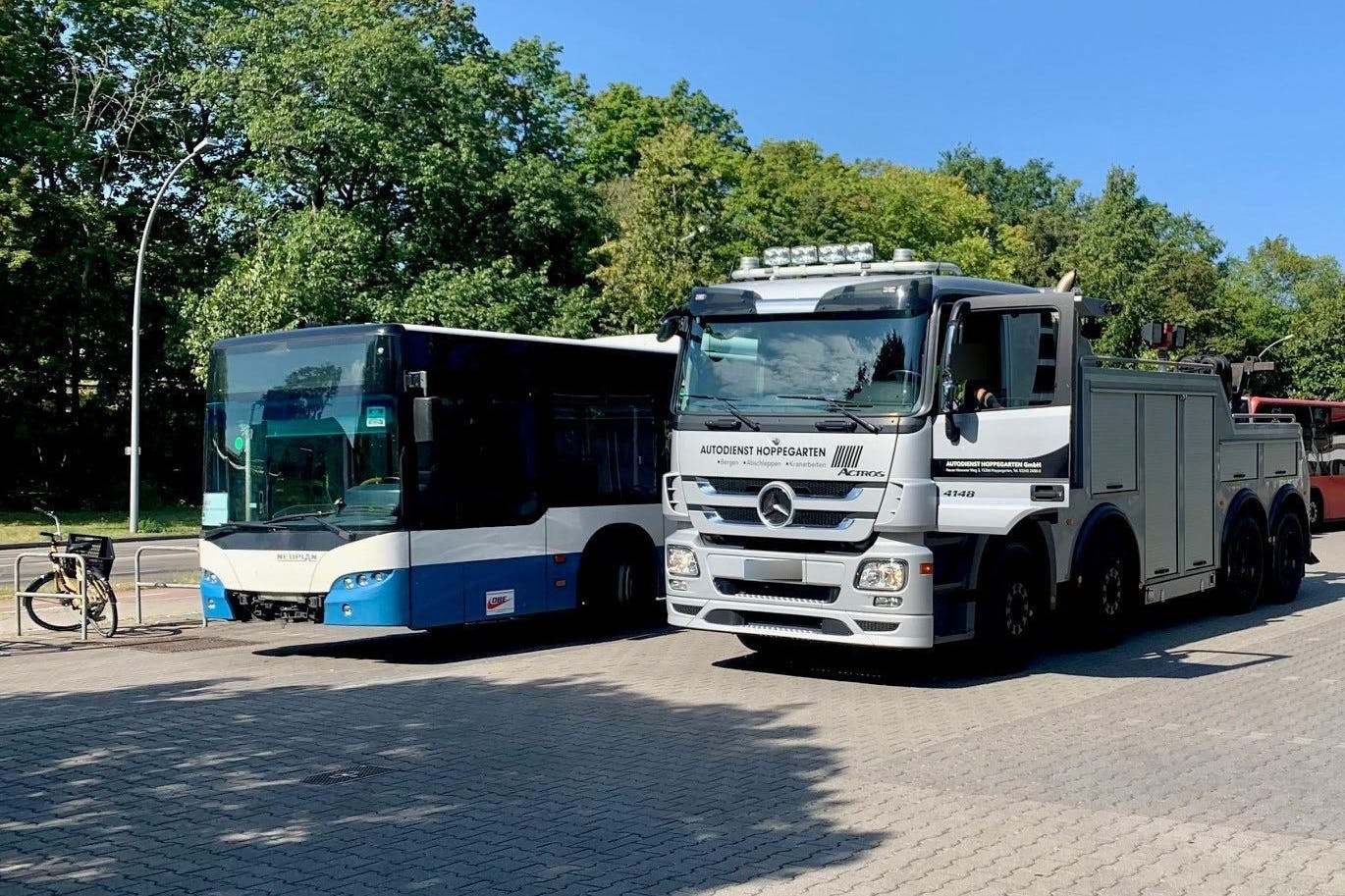 Grünau: Berliner Polizei zeiht Schrott-Busse aus dem Schienenersatzverkehr!