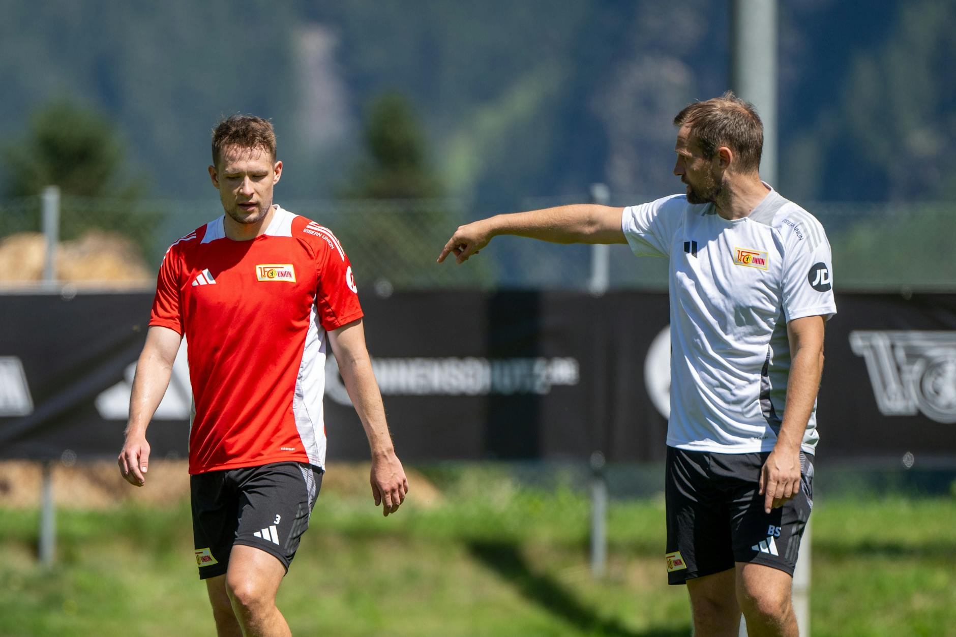 Unter Trainer Bo Svensson (45) wäre Paul Jaeckel (26) beim 1. FC Union wohl nur auf wenig Spielzeit gekommen. Jetzt wechselt der Verteidiger nach Braunschweig.
