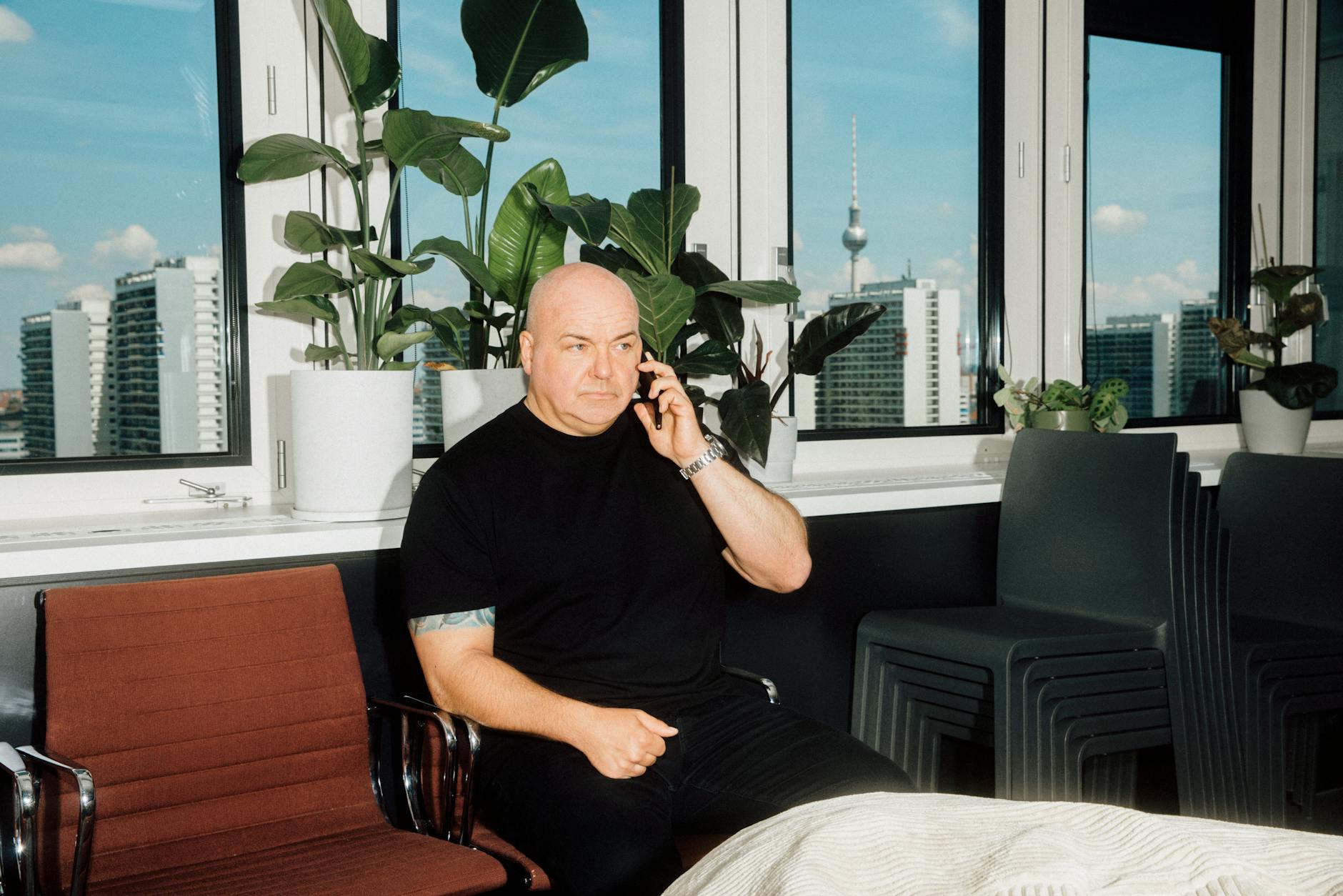 Im Chefsessel der Ifa sitzt nun ein echter Neuköllner. Mit dem Startschuss der Ifa Management GmbH begann für die Tech-Messe ein neues Jahrhundert.