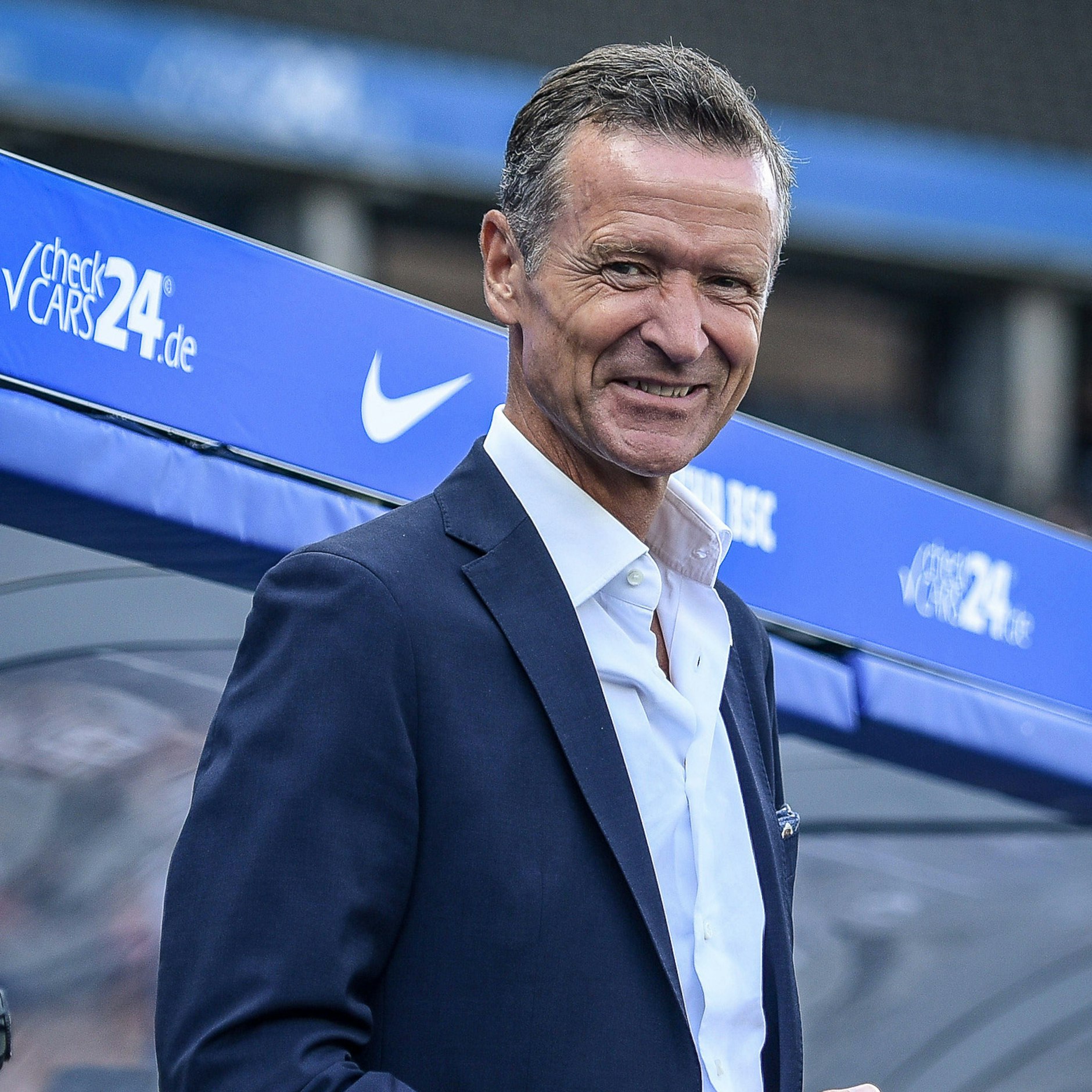 Herthas Geschäftsführer Tom Herrich freut sich über Fabian Reeses Bekenntnis zum Verein.