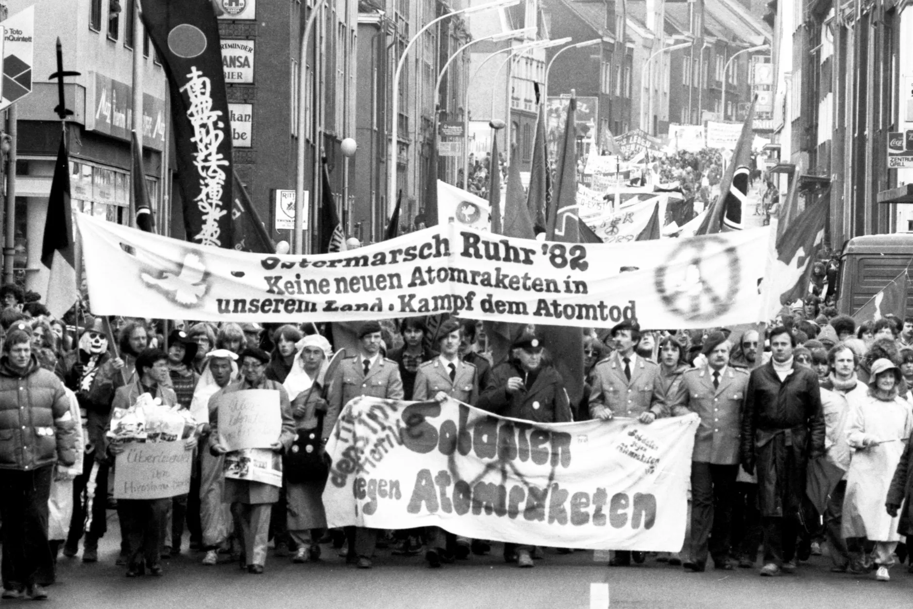 Der traditionelle Ostermarsch Ruhr 1982, Deutschland