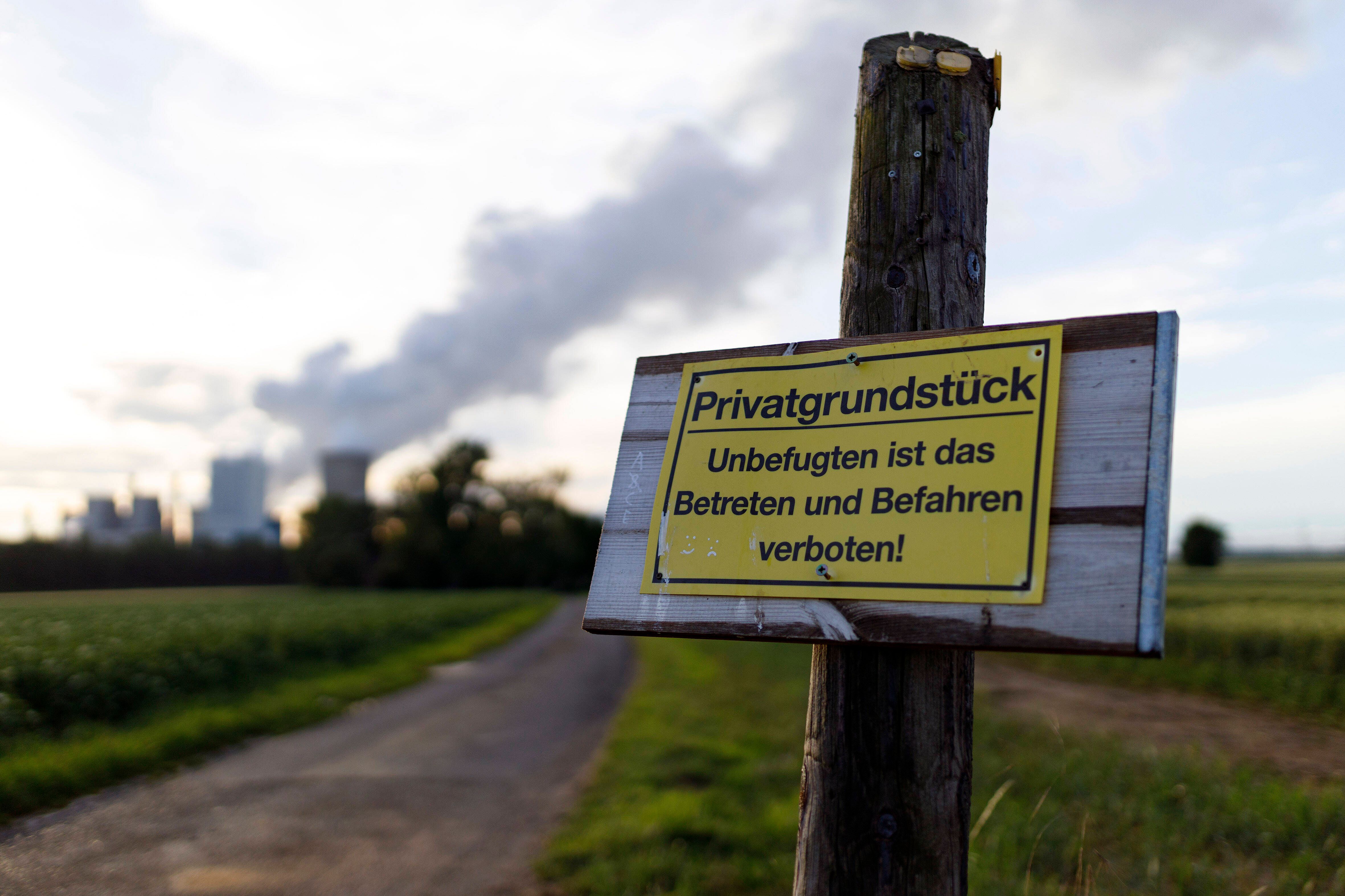 Darf mein Nachbar einfach auf meinem Grundstück herumlaufen?