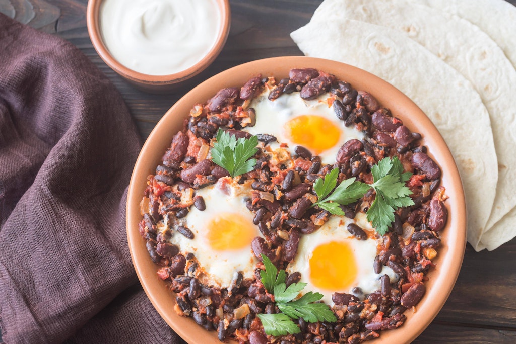 Essen-f-r-nur-1-Euro-Rezept-f-r-Schwarze-Bohnen-mit-Eiern