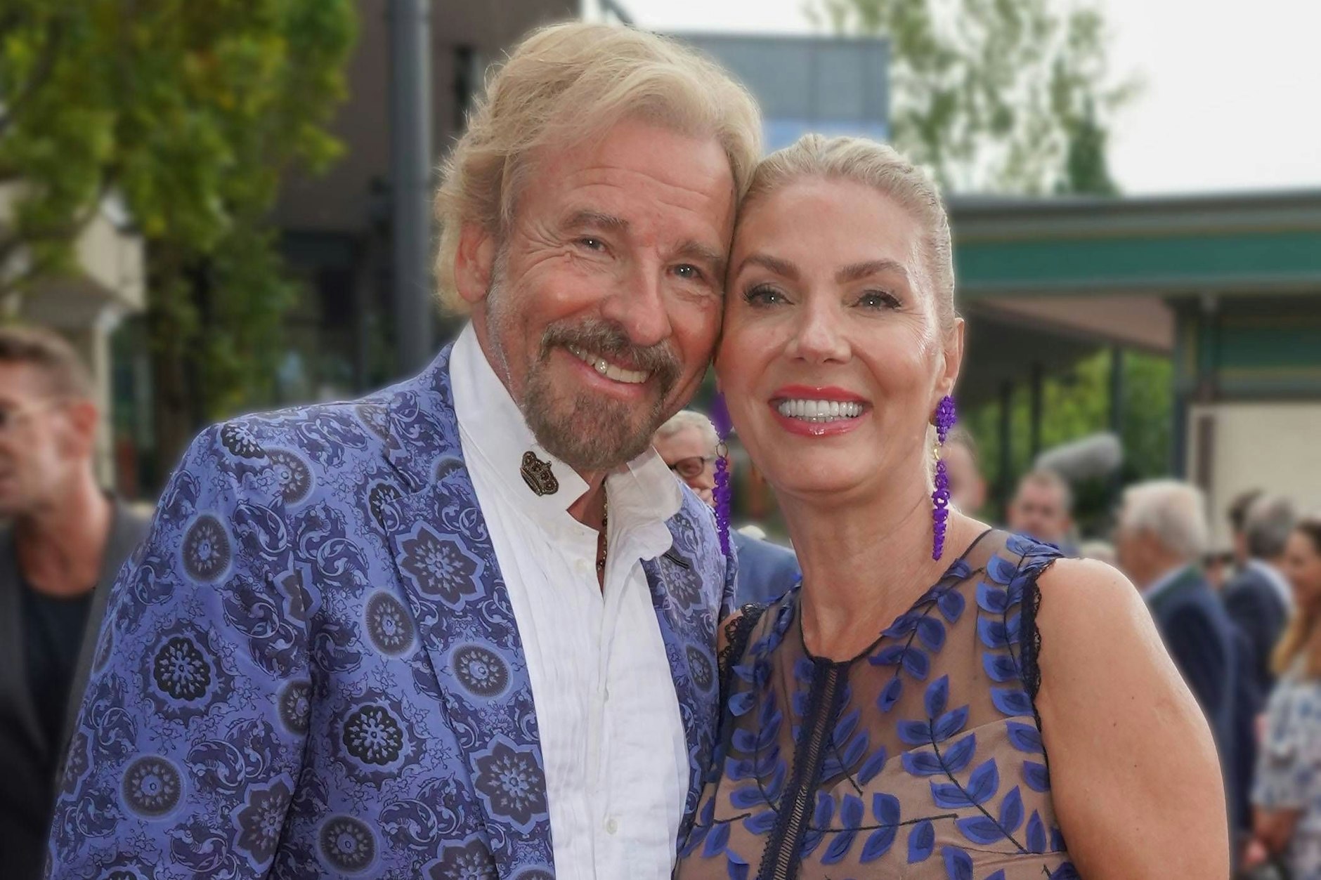 Thomas Gottschalk und Karina Mroß bei einem Event im August 2023.