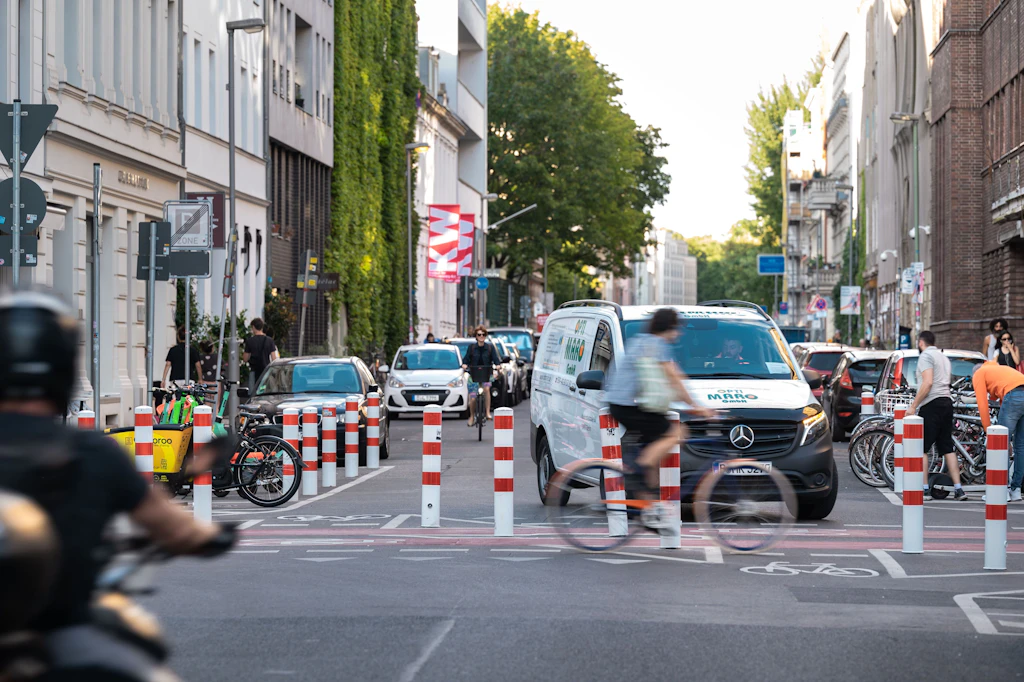 Kiezblock-Krach in Mitte: Wer stoppt die bekloppten Poller-Pläne?