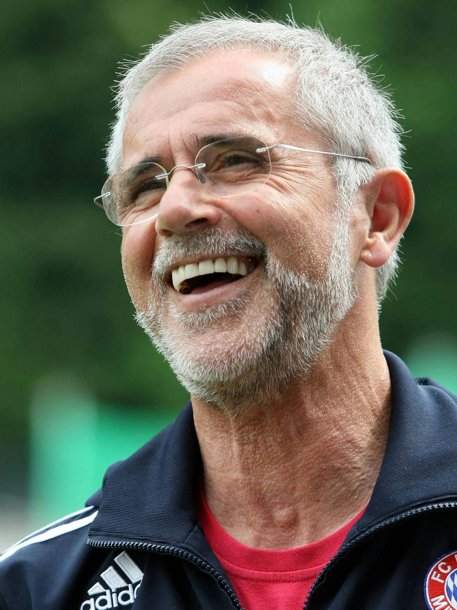 Gerd Müller arbeitete im Verlauf seiner Karriere als Stürmertrainer - Tore hatte er da genug erzielt.