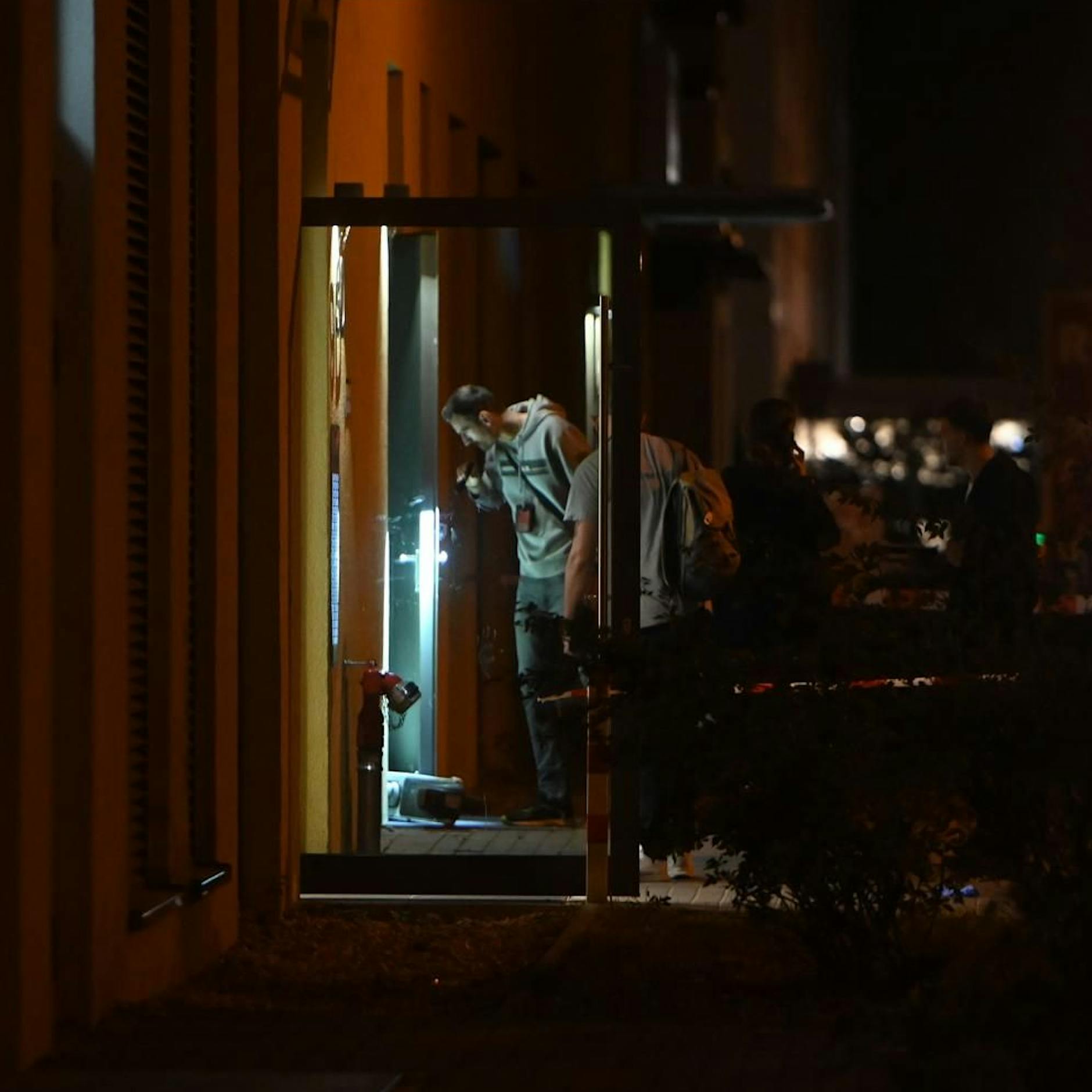 Messer-Mord in Lichtenberger Hochhaus: So erlebten Nachbarn die Tat!