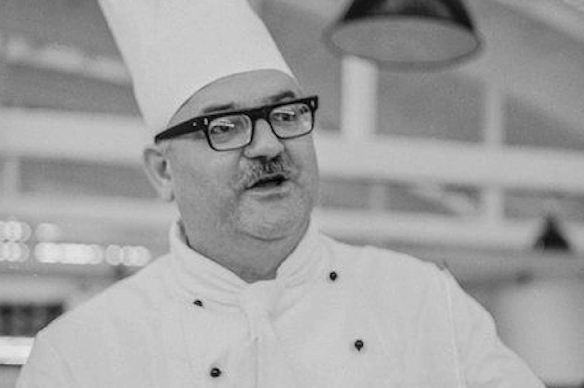 Rudolf Kroboth wurde als Fischkoch im Fernsehen der DDR bekannt - er hatte eine Vorabend-Sendung, die nur fünf Minuten dauerte, aber vielen gut gefiel.