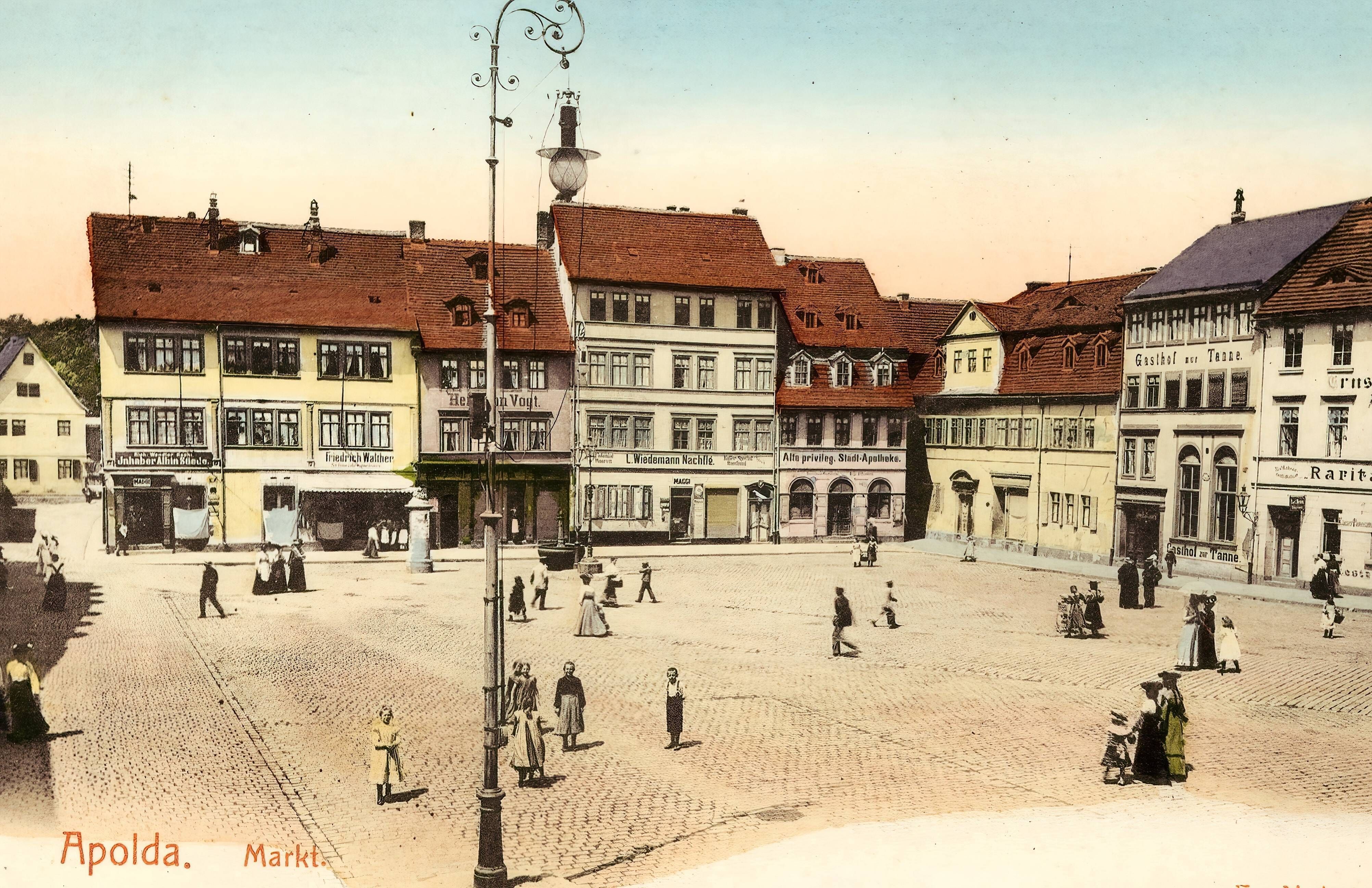 Wer war Hugo Michel und welches Geschäft eröffnete er 1892 in Apolda?