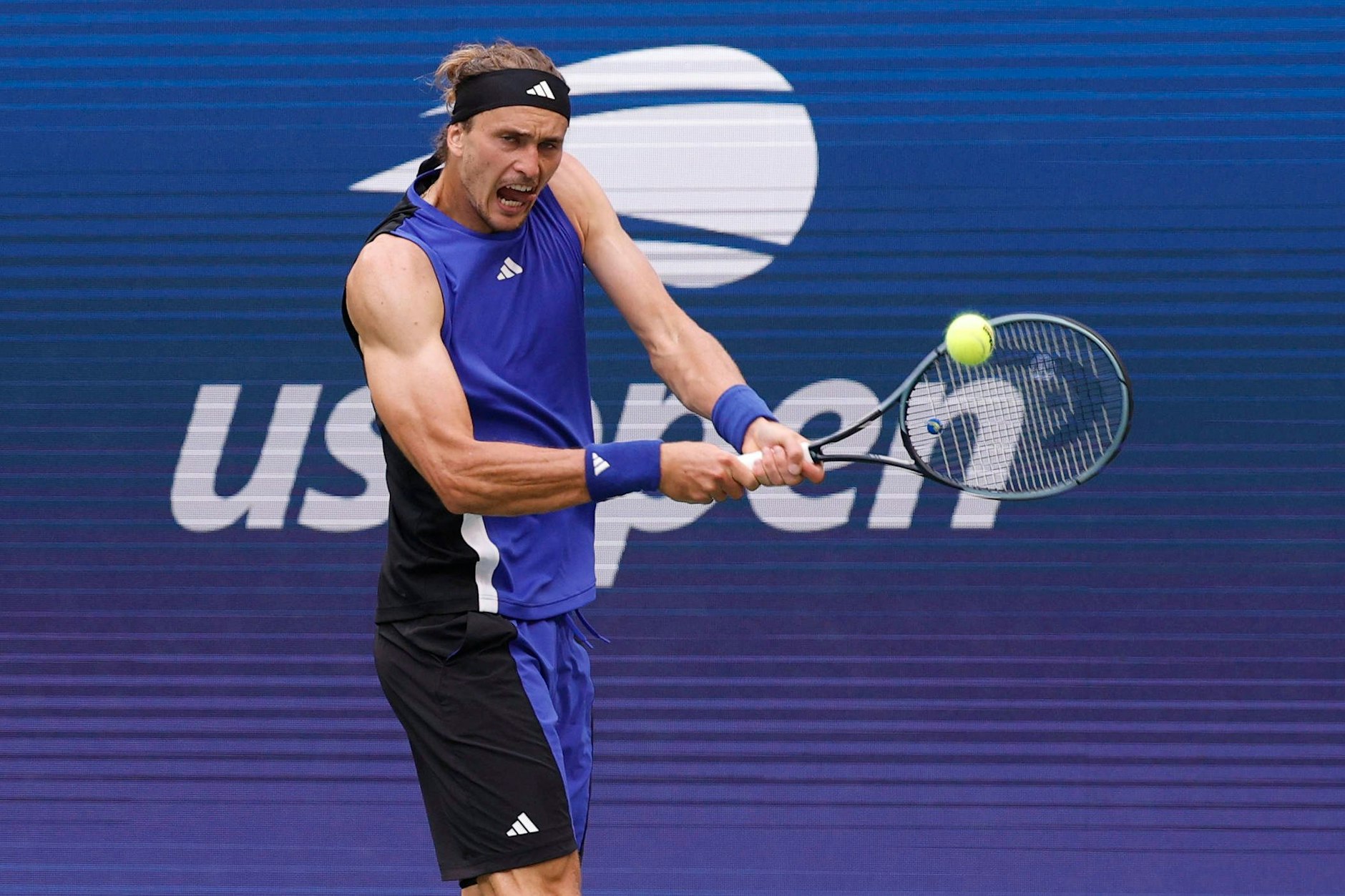 Alexander Zverev hat bei den US Open das Viertelfinale erreicht.